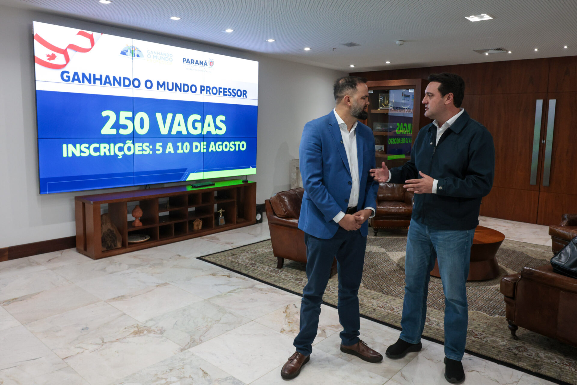 Estado lança nova edição do Ganhado o Mundo Professor com 250 vagas para o Canadá