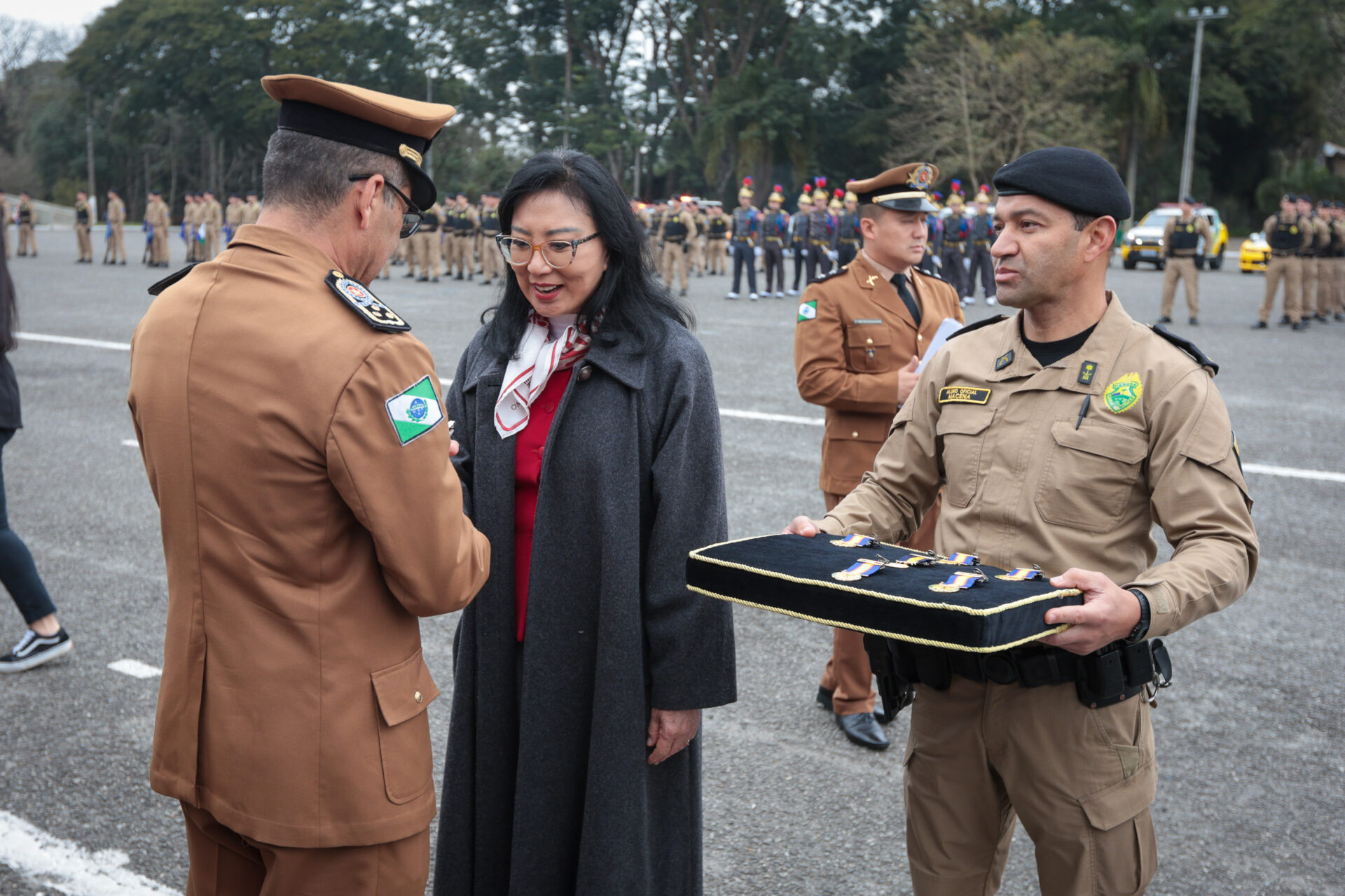Medalha Coronel Sarmento: PMPR concede horaria a autoridades do Paraná