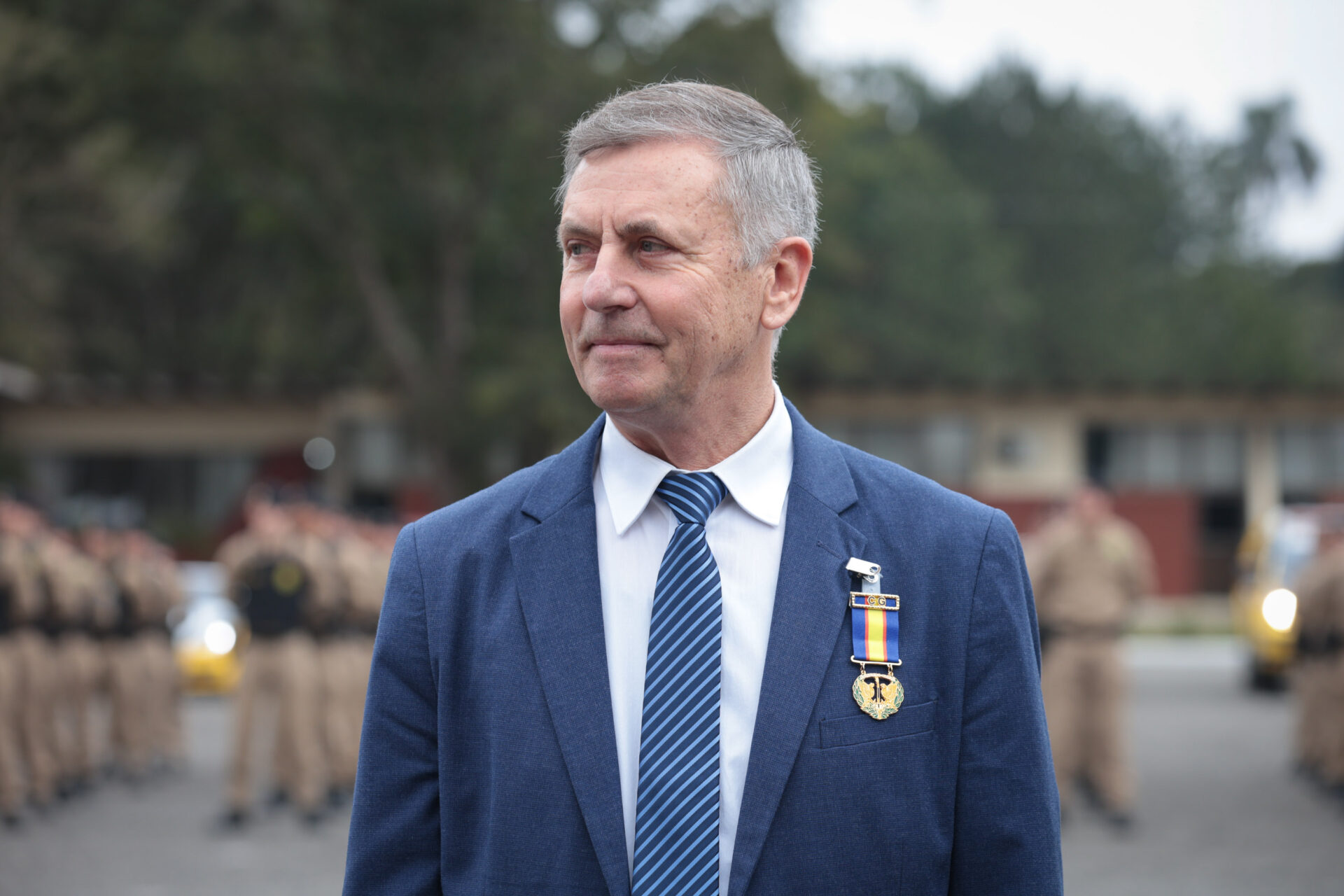 Medalha Coronel Sarmento: PMPR concede horaria a autoridades do Paraná
