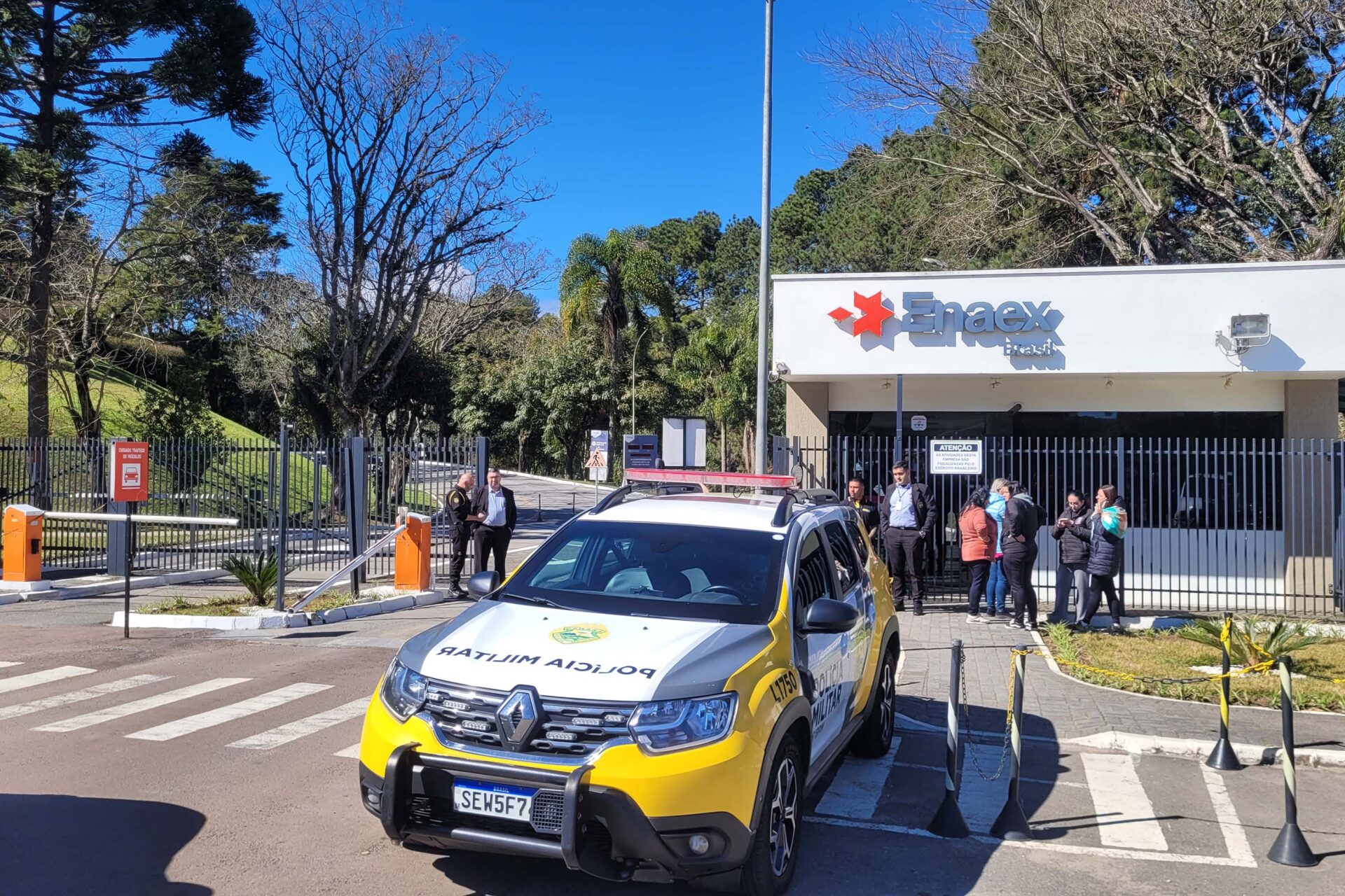 Equipes da Segurança seguem mobilizadas nas investigações da explosão em fábrica de Quatro Barras