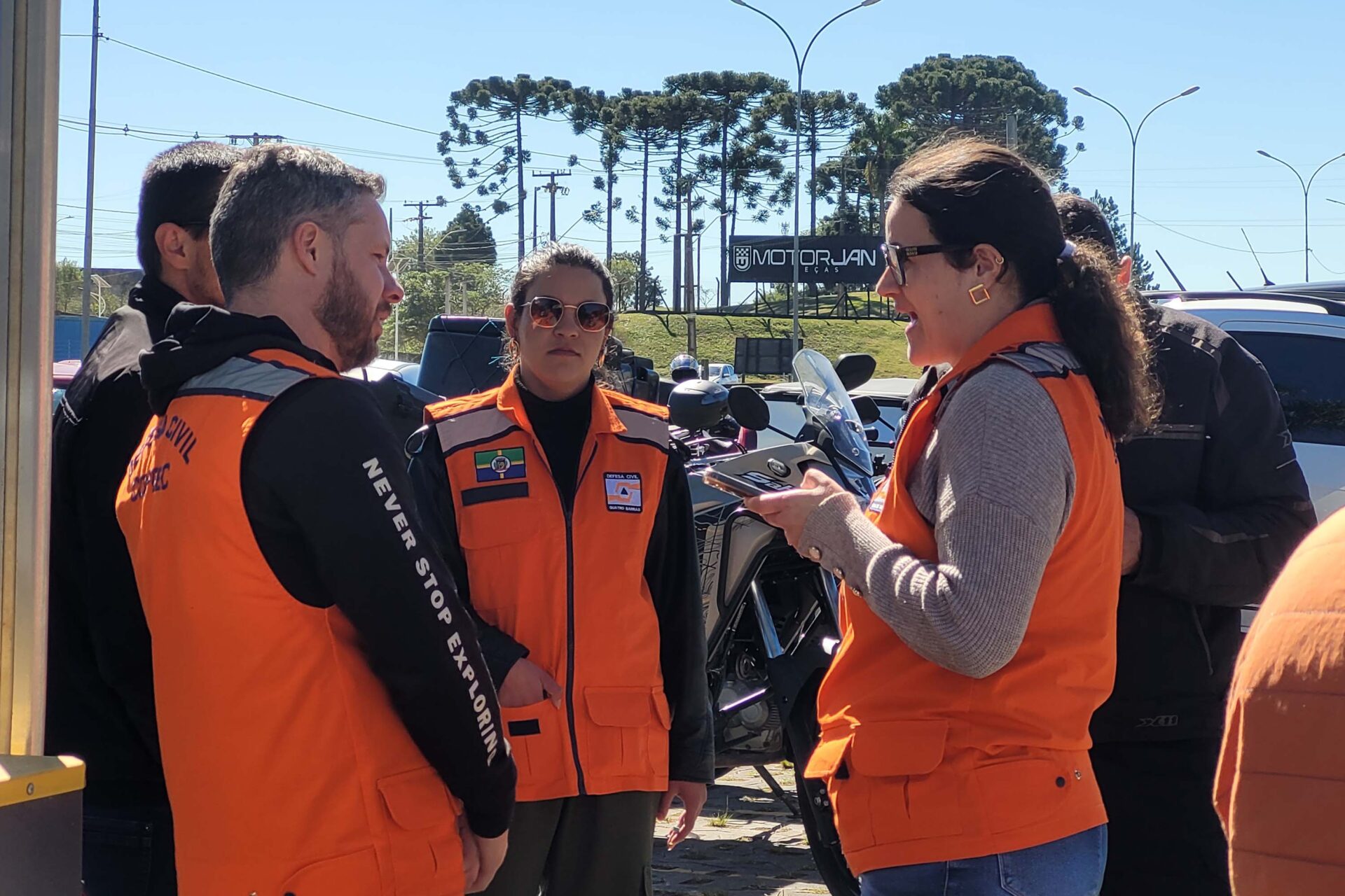 Equipes da Segurança seguem mobilizadas nas investigações da explosão em fábrica de Quatro Barras