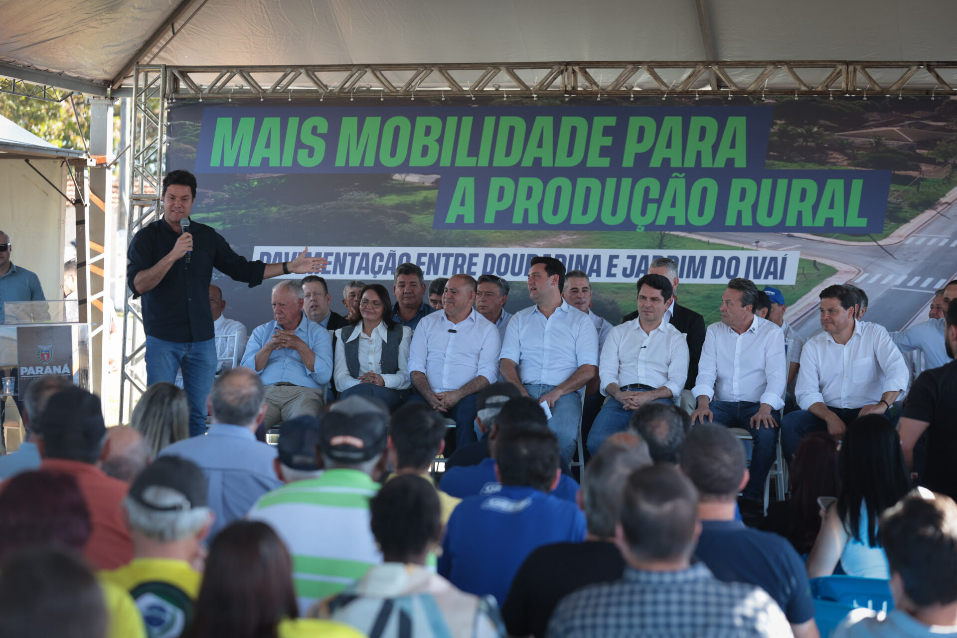 Ligação asfáltica entre distrito e Douradina beneficia 150 famílias e escoamento agrícola