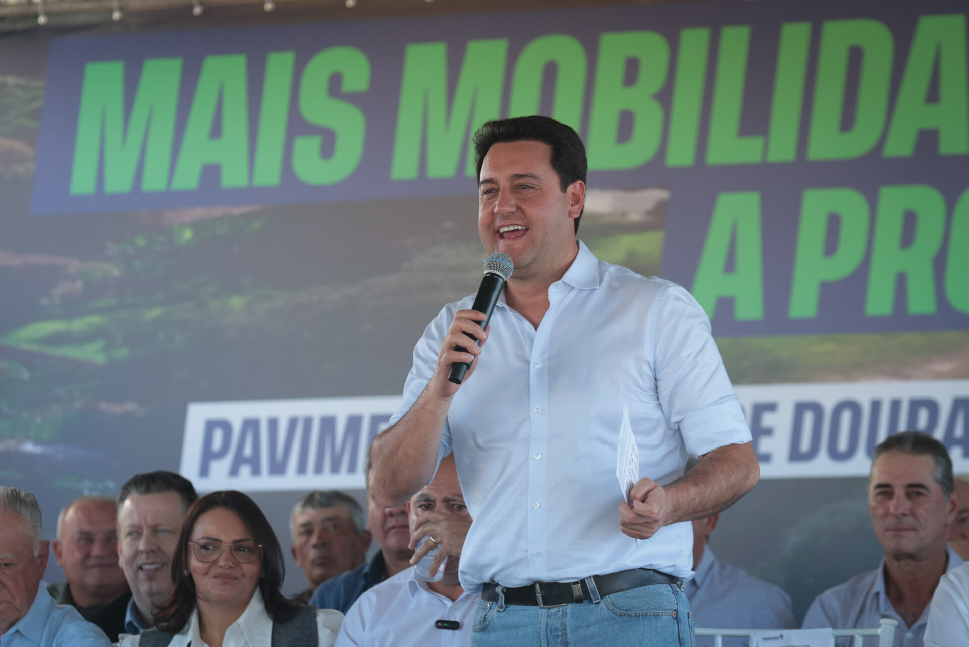 Ligação asfáltica entre distrito e Douradina beneficia 150 famílias e escoamento agrícola