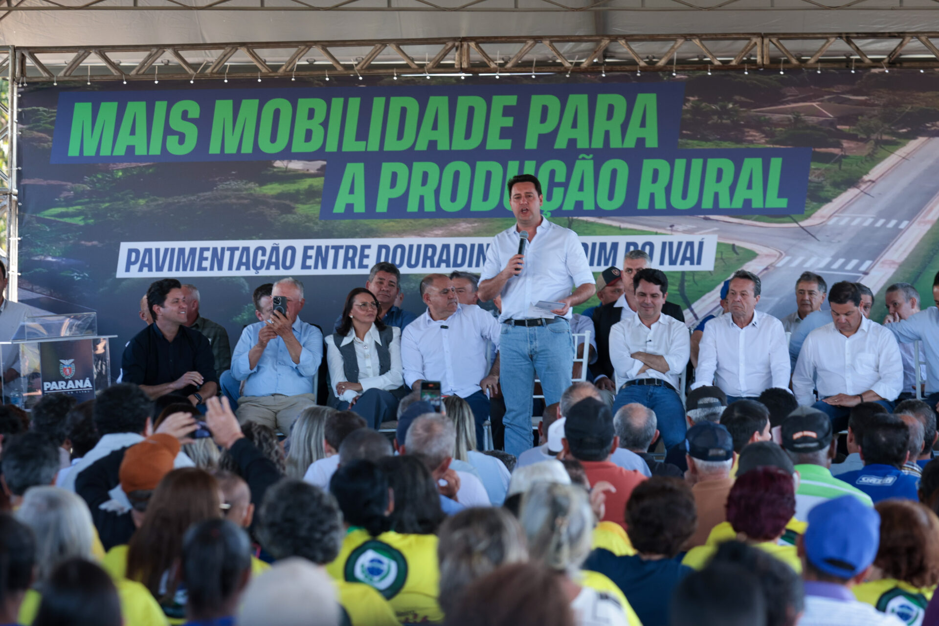 Ligação asfáltica entre distrito e Douradina beneficia 150 famílias e escoamento agrícola
