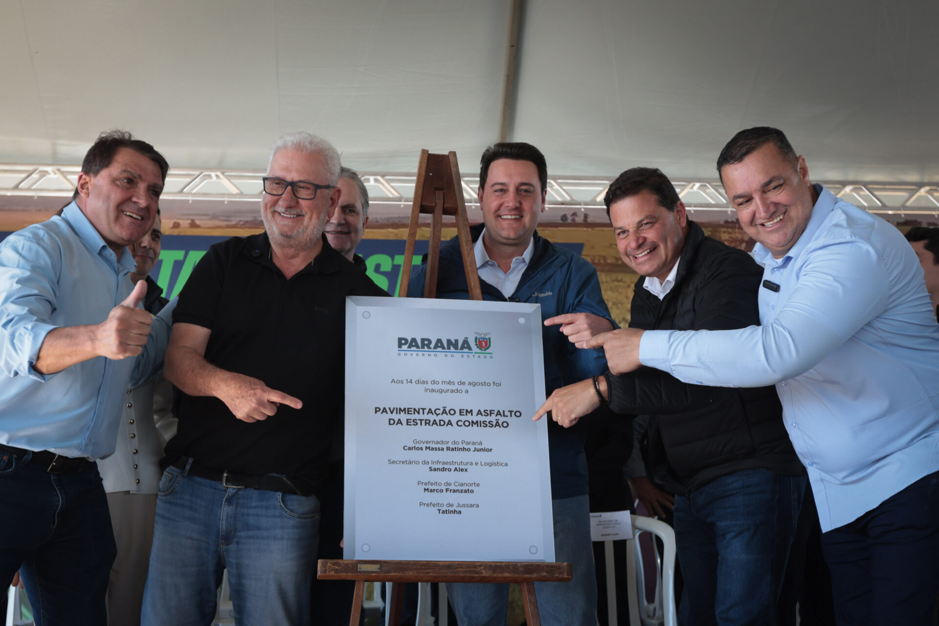Ratinho Junior inaugura pavimentação que liga distrito de Cianorte a Jussara