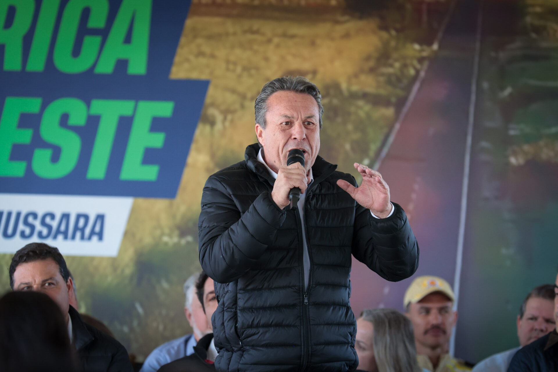 Ratinho Junior inaugura pavimentação que liga distrito de Cianorte a Jussara