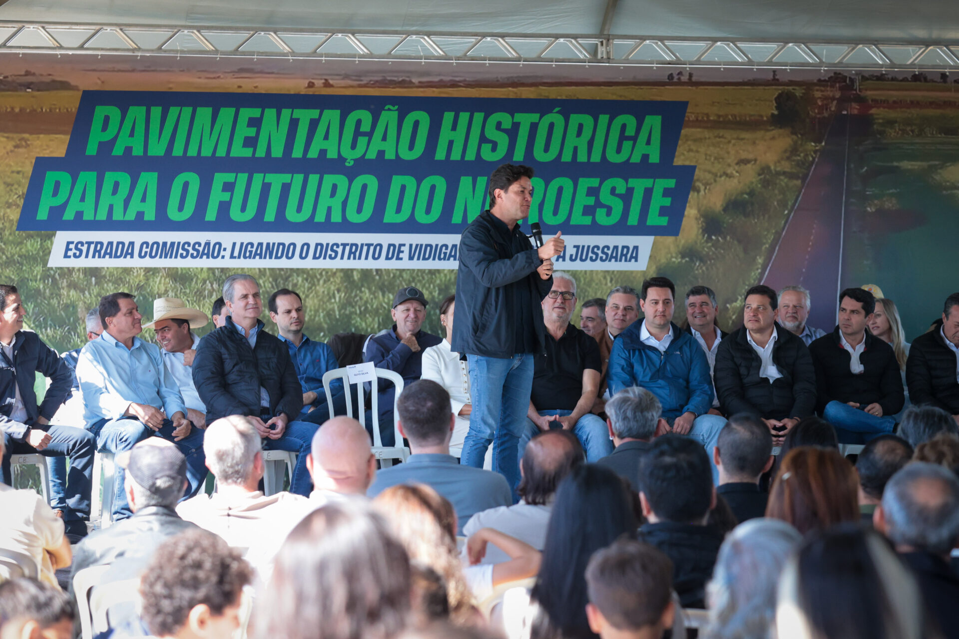 Ratinho Junior inaugura pavimentação que liga distrito de Cianorte a Jussara