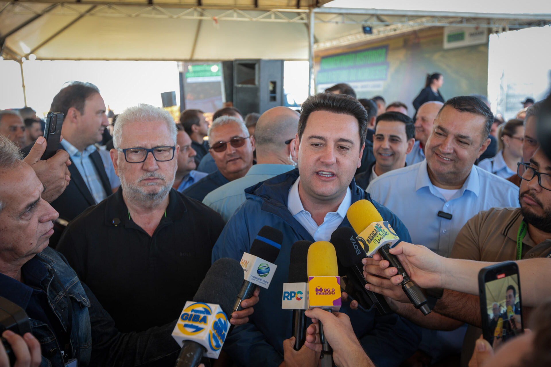 Ratinho Junior inaugura pavimentação que liga distrito de Cianorte a Jussara