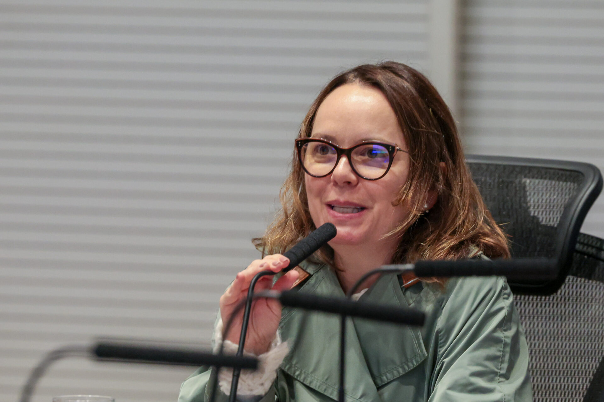 Luciana Massa se reúne com 370 primeiras-damas municipais para planejar Paraná Rosa