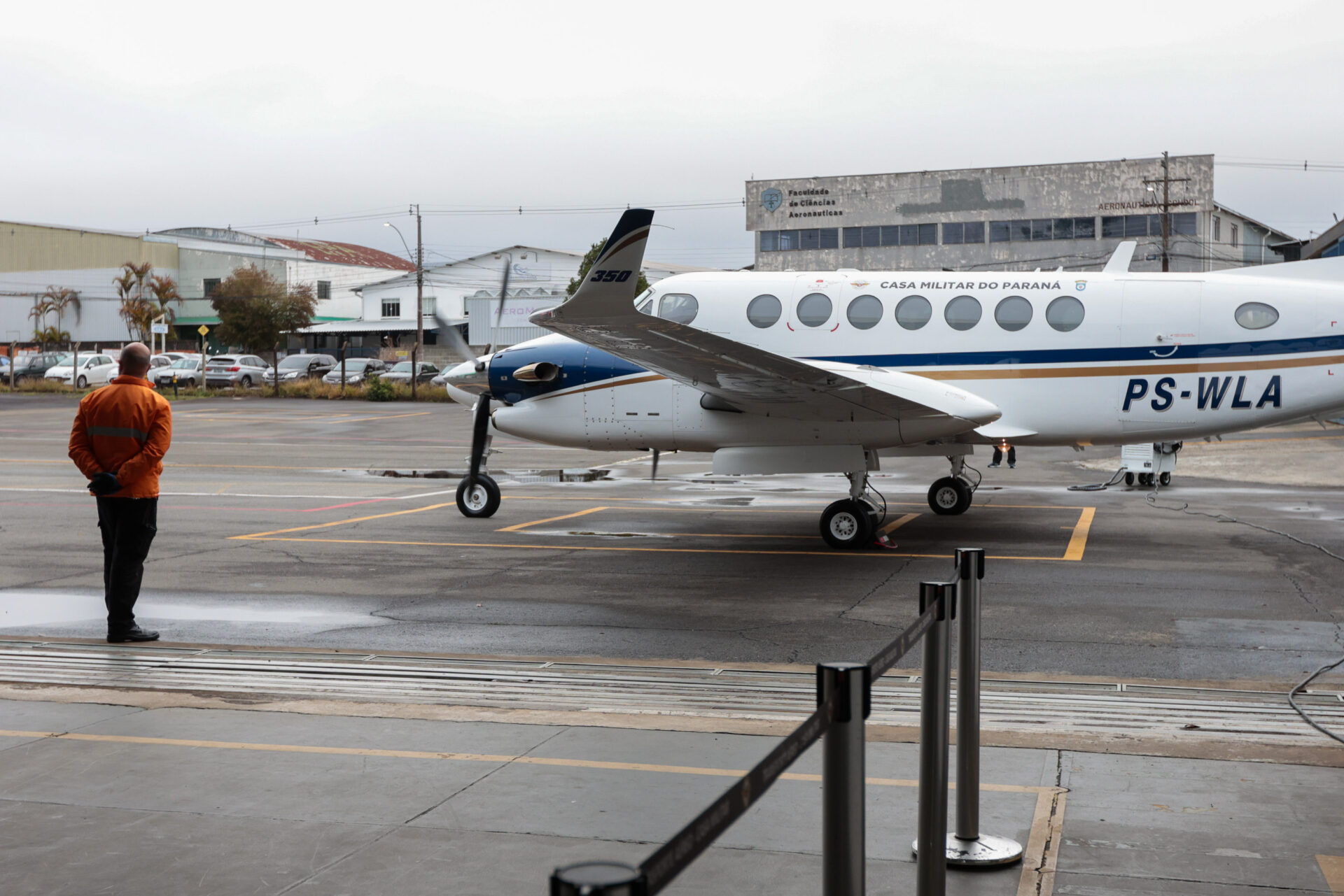 Comitiva do Piauí conhece programa de transporte aéreo de órgãos do Paraná