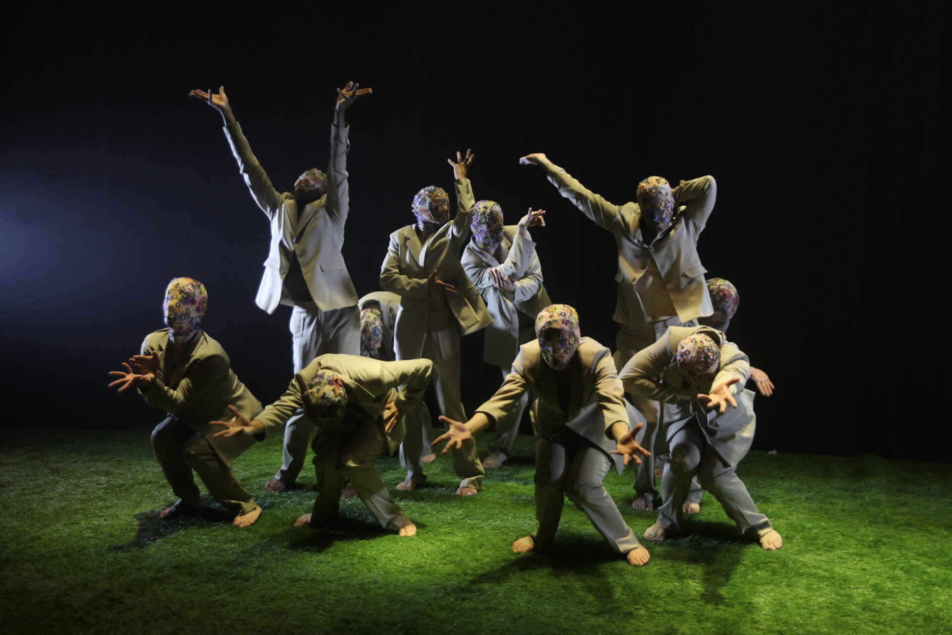 Balé Teatro Guaíra lança novo espetáculo em Curitiba e simultaneamente na Dinamarca