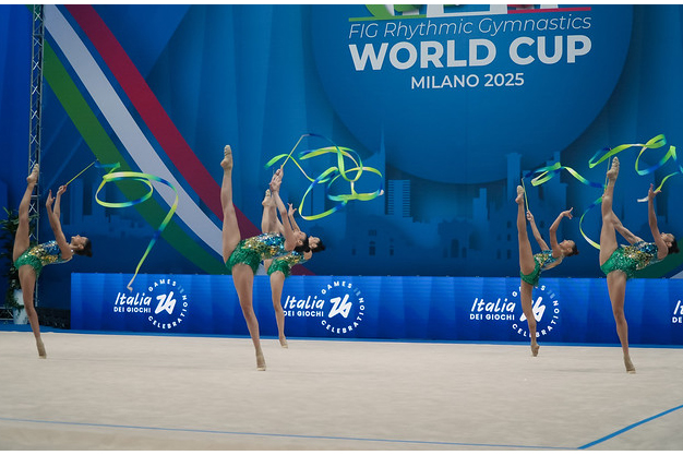 Paranaense Bárbara Domingos conquista melhor resultado da história do Brasil no Mundial de Ginástica Rítmica