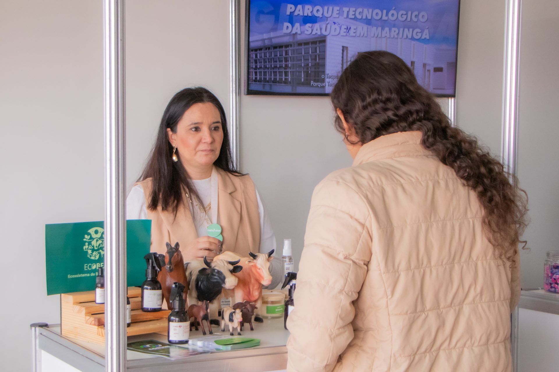 UEPG apresenta Escola de Queijo e outros projetos na Agroleite em Castro