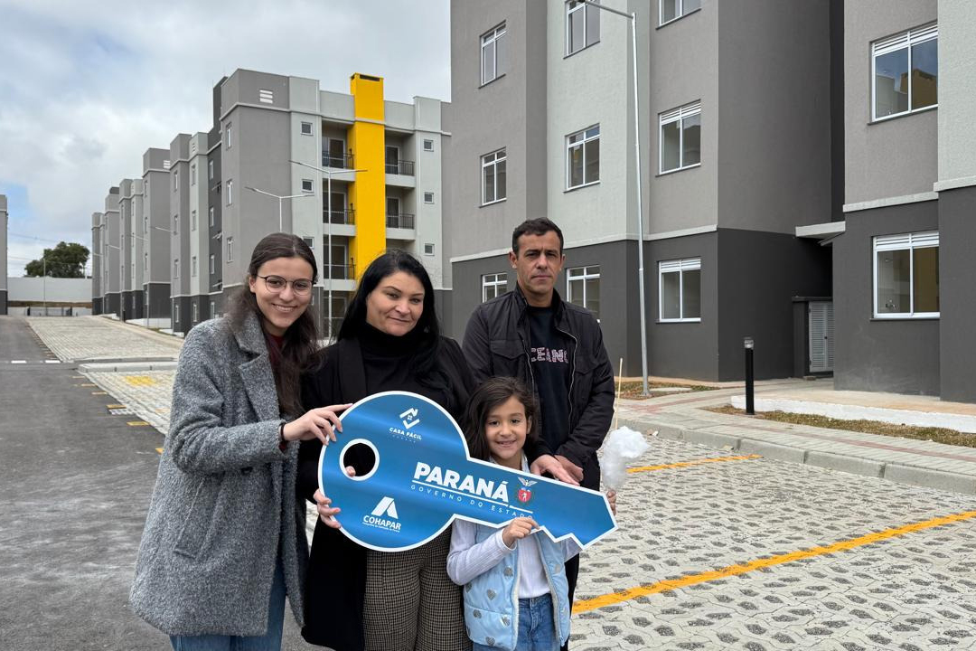 Programa Casa Fácil Paraná: residencial com 255 unidades é entregue em Araucária