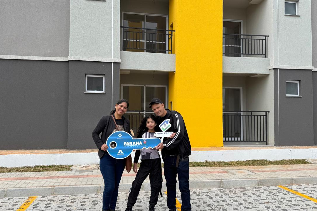 Programa Casa Fácil Paraná: residencial com 255 unidades é entregue em Araucária