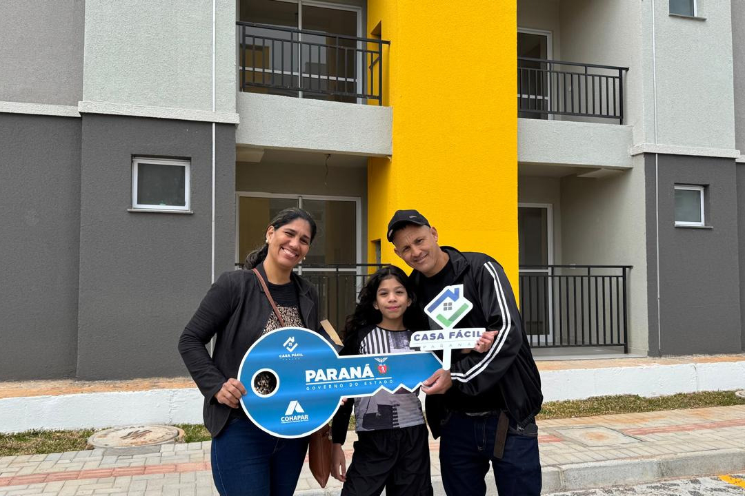 Programa Casa Fácil Paraná: residencial com 255 unidades é entregue em Araucária