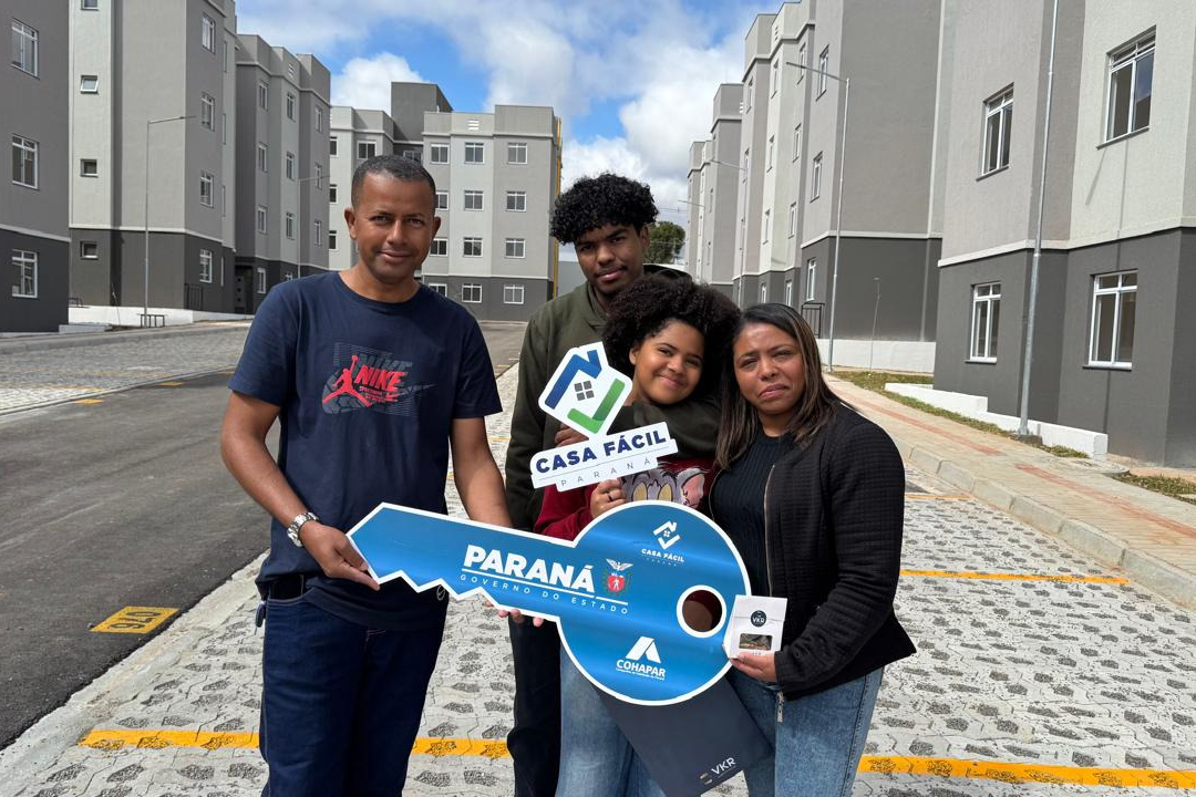 Programa Casa Fácil Paraná: residencial com 255 unidades é entregue em Araucária