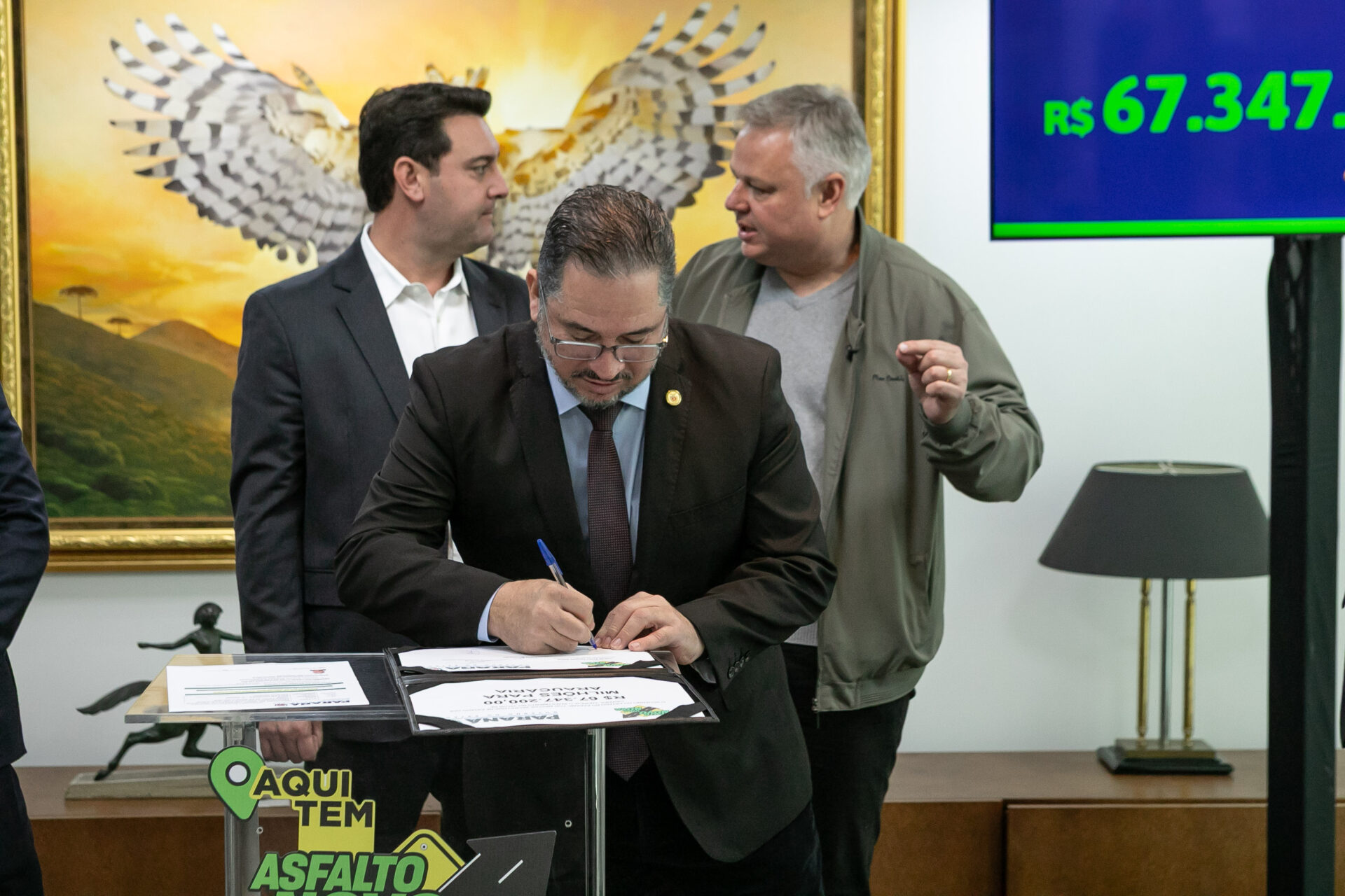 Estado libera R$ 293,7 milhões do Asfalto Novo, Vida Nova para quatro cidades da RMC