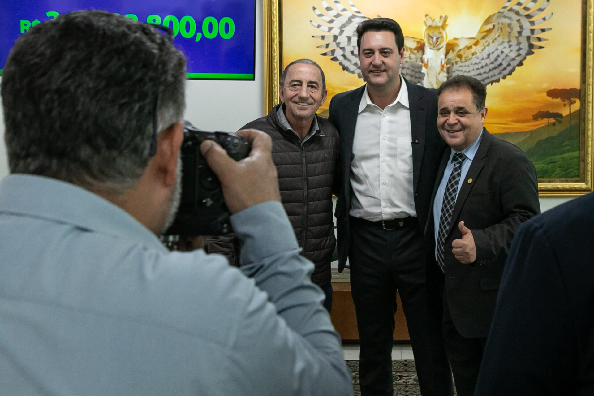 Estado investe R$ 257 milhões em pavimentação urbana em 5 grandes cidades do Paraná