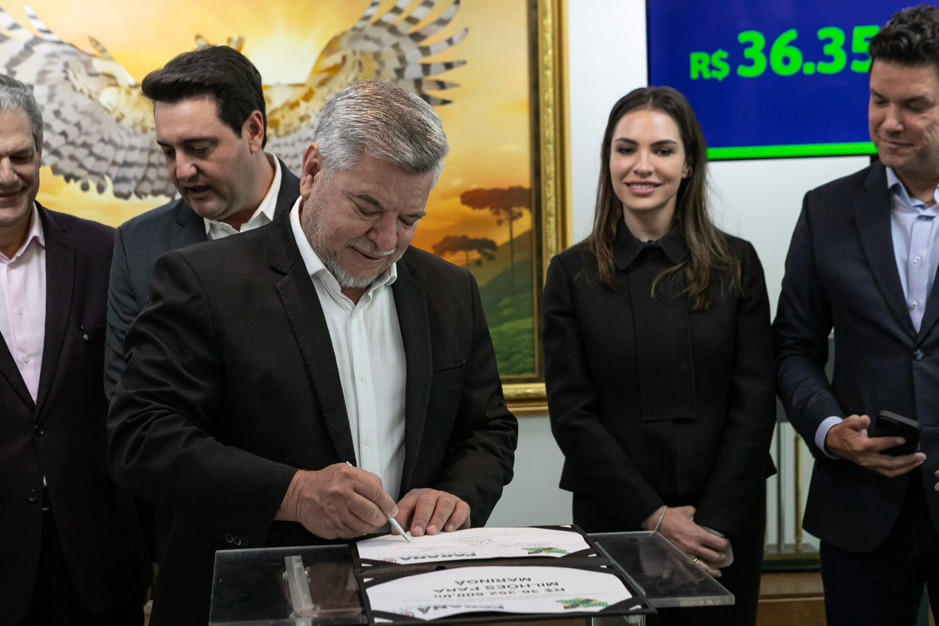 Estado investe R$ 257 milhões em pavimentação urbana em 5 grandes cidades do Paraná