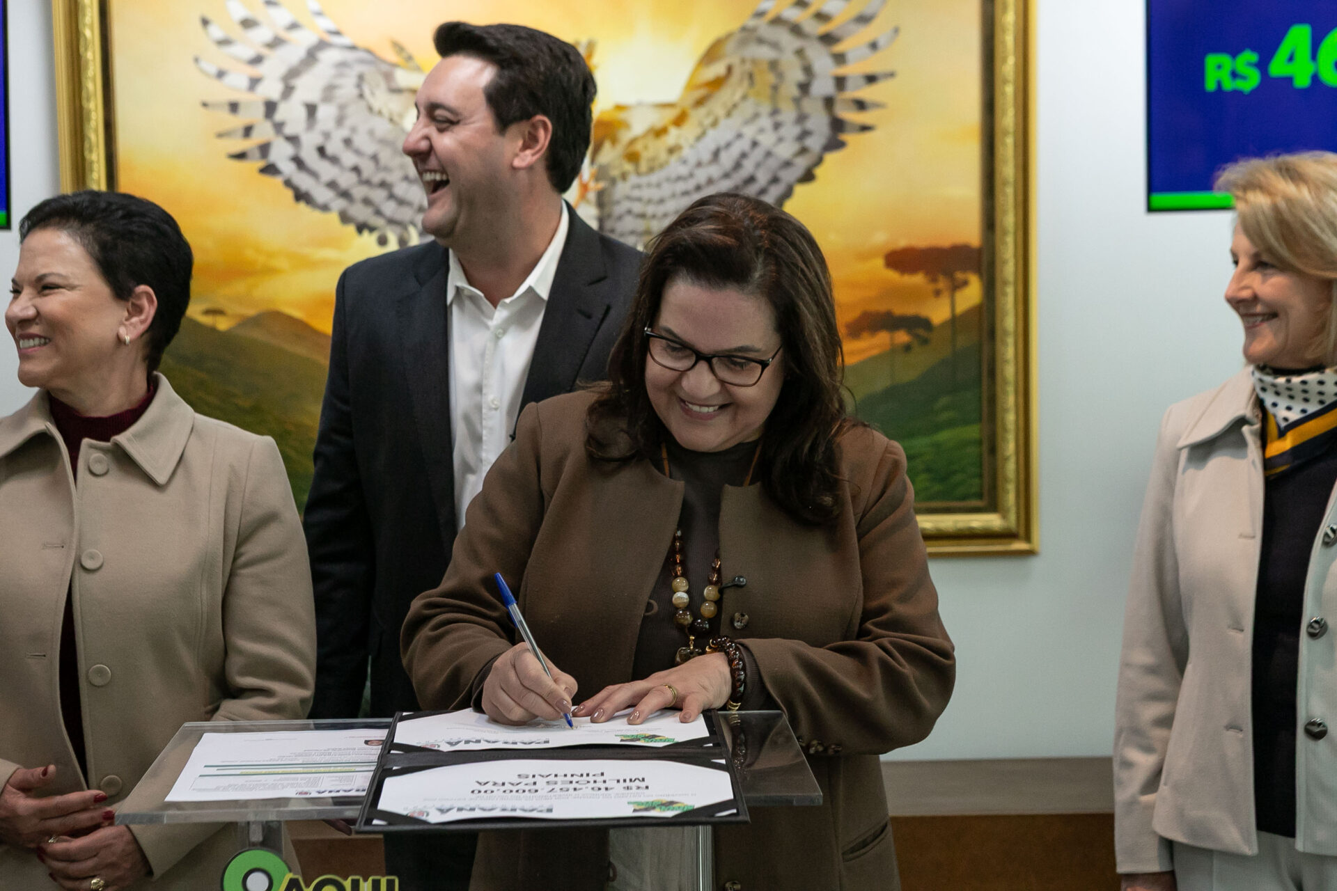 Estado libera R$ 293,7 milhões do Asfalto Novo, Vida Nova para quatro cidades da RMC