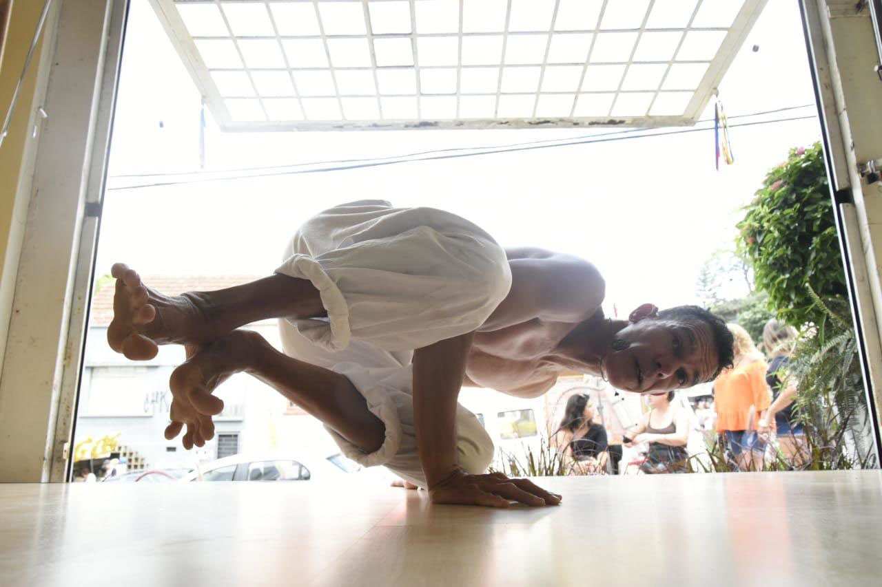 Curso de artes cênicas do Teatro Guaíra esgota vagas e terá nova edição em 2026