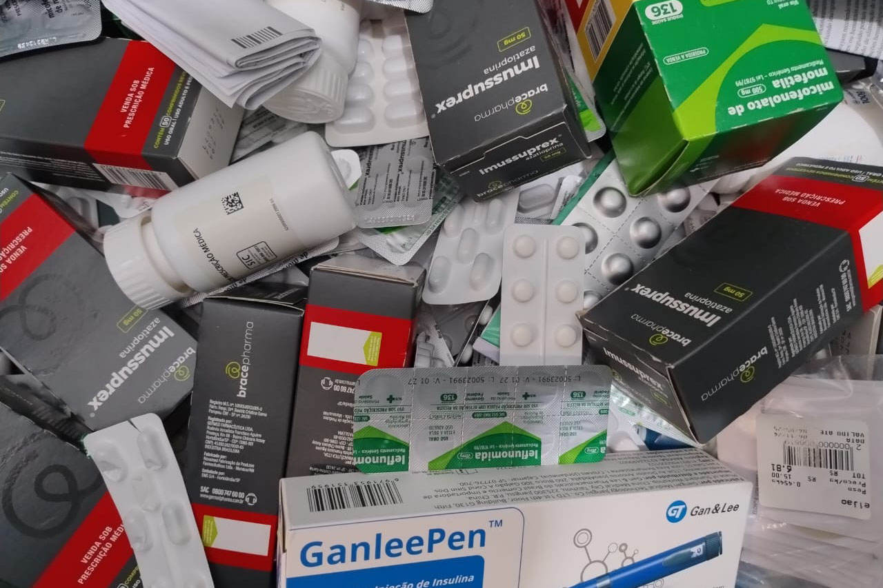 Risco em casa: Saúde alerta para perigo de intoxicação infantil por medicamentos