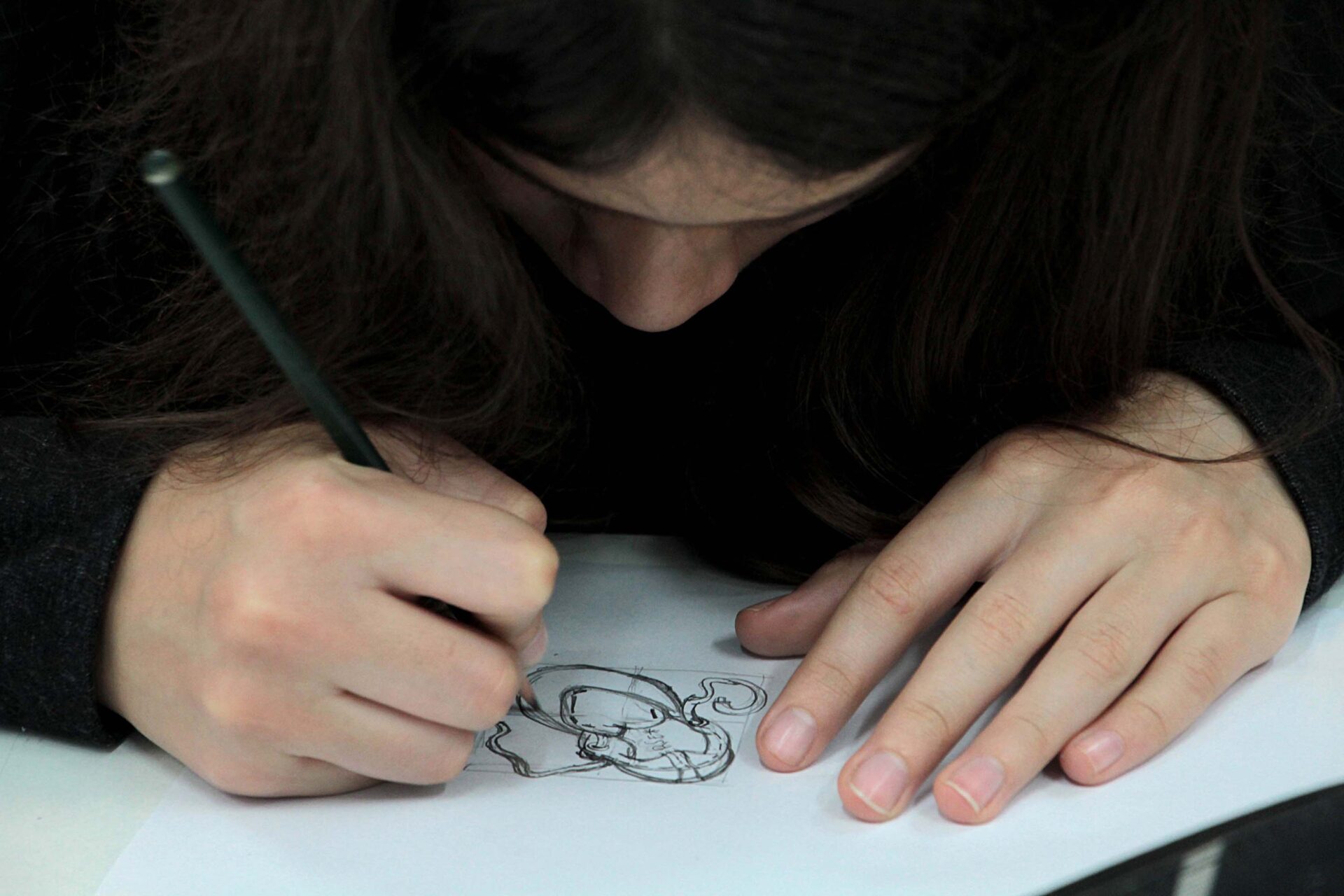 Centro Juvenil de Artes Plásticas prorroga inscrições em oficinas de arte gratuitas até dia 8