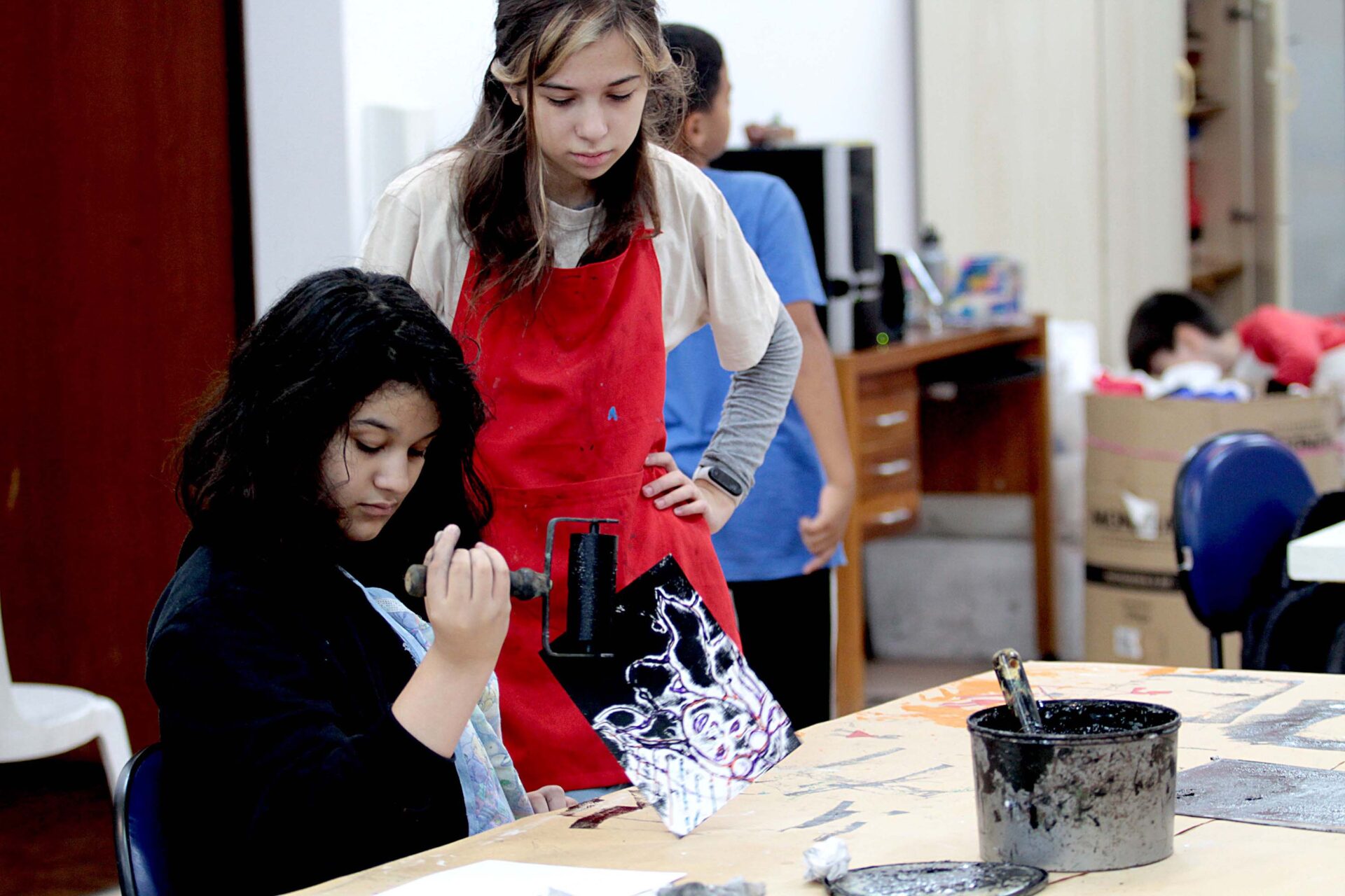Centro Juvenil de Artes Plásticas divulga vagas remanescentes para o 2º semestre