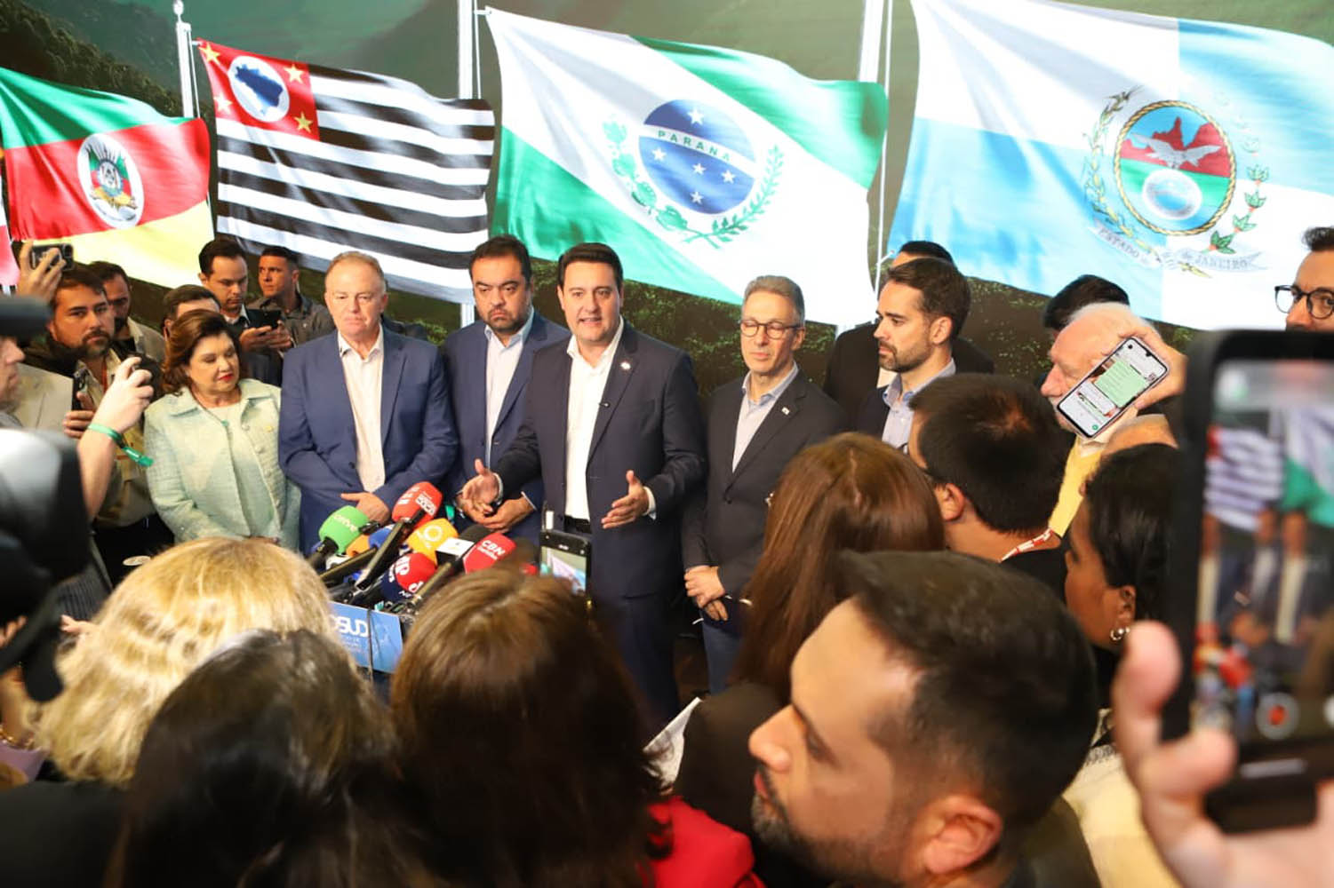 Reunião dos governadores do Cosud destaca avanços na preservação da Mata Atlântica