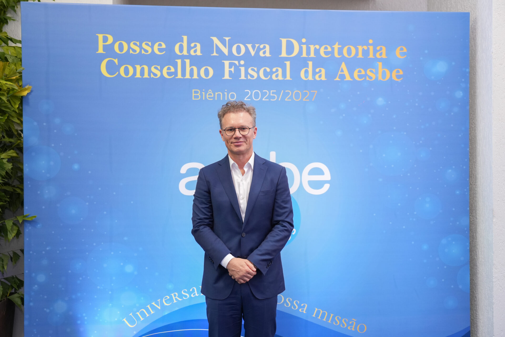 Sanepar assume vice-presidência da Regional Sul da AESBE em evento em Brasília