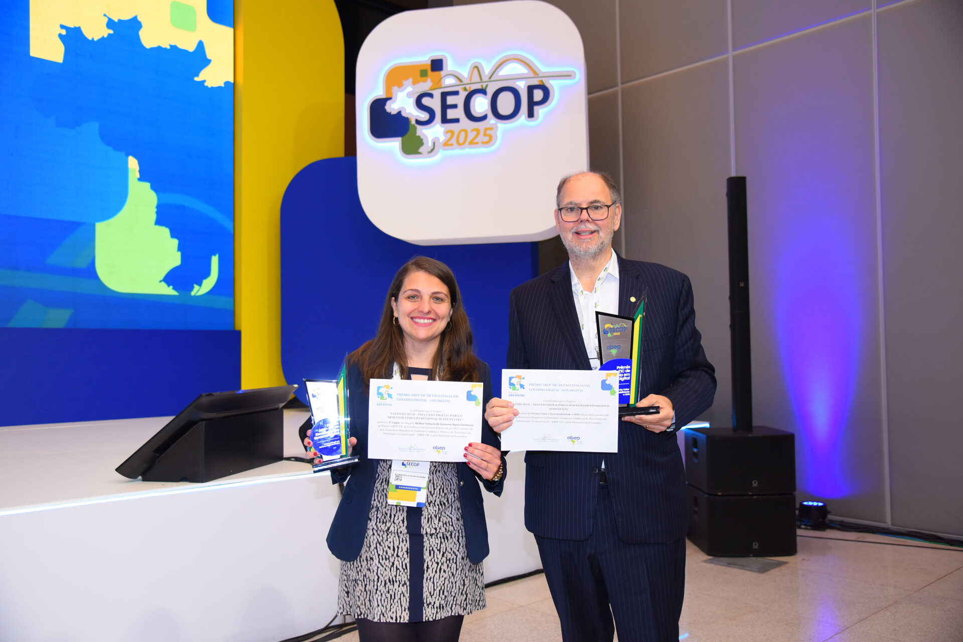 Talento Tech e Ecossistema Digital: programas do Paraná conquistam prêmio nacional de tecnologia