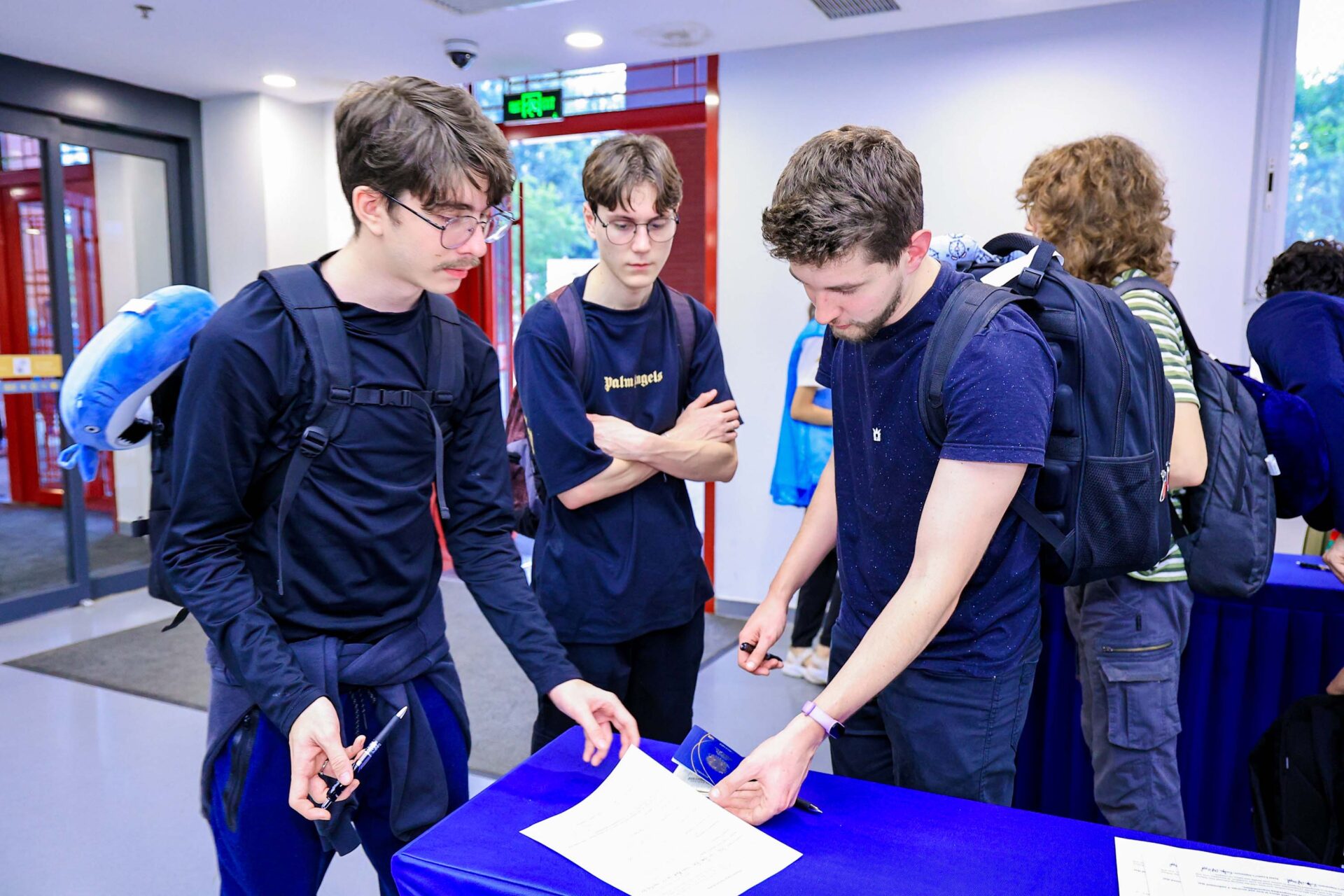 Aluno paranaense participa da Olimpíada Internacional de Inteligência Artificial, em Pequim