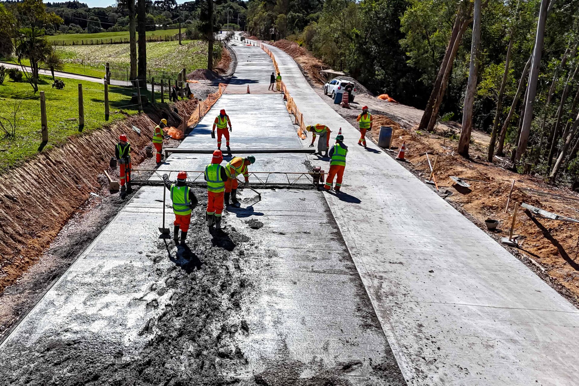Pavimentação entre Mandirituba e São José dos Pinhais chega a 25% de conclusão