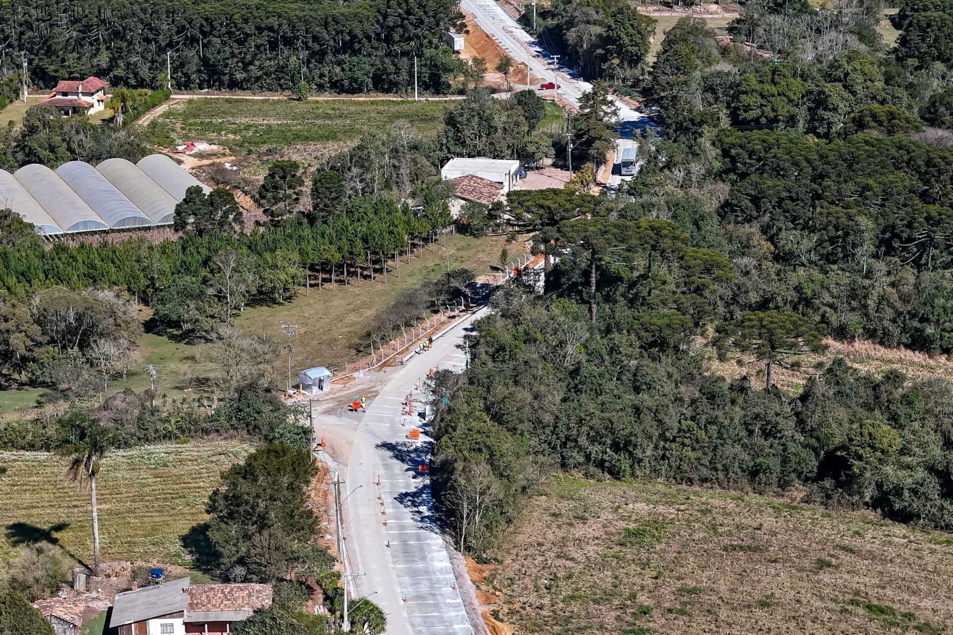 Pavimentação entre Mandirituba e São José dos Pinhais chega a 25% de conclusão