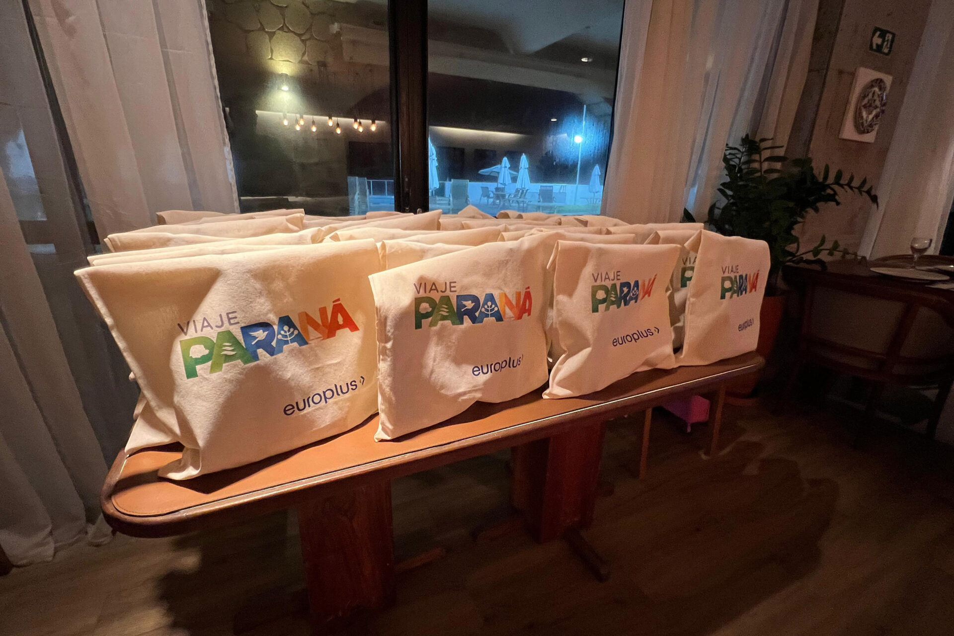 Viaje Paraná capacita mais 210 agentes de viagens em eventos em Salvador e Santos