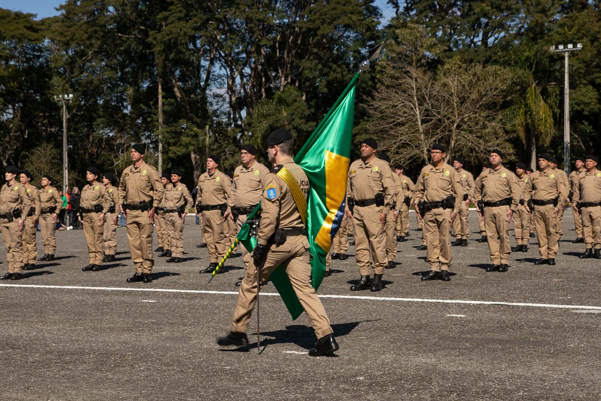 PMPR forma 141 novos sargentos na Academia do Guatupê
