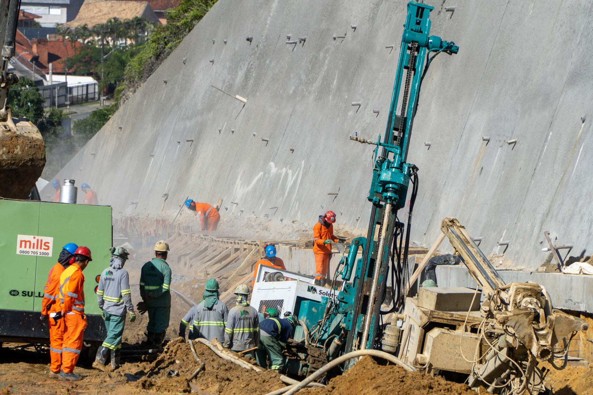 Com acessos mais visíveis, Ponte de Guaratuba alcança 70% de execução