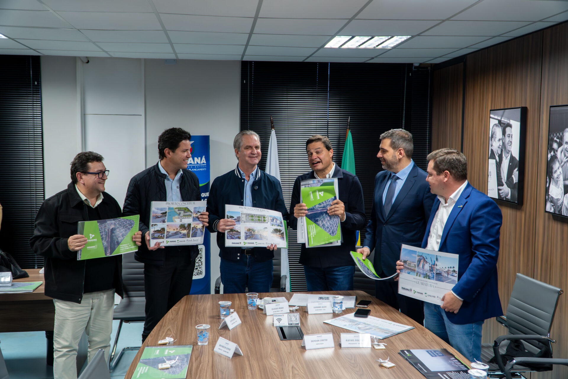 Governo apresenta projeto para revitalização da Orla Histórica de Guaratuba ao município