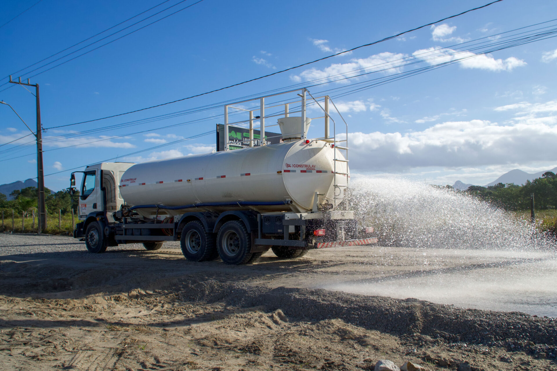 Governador dá início à duplicação em concreto da PR-412 entre Matinhos e Pontal do Paraná