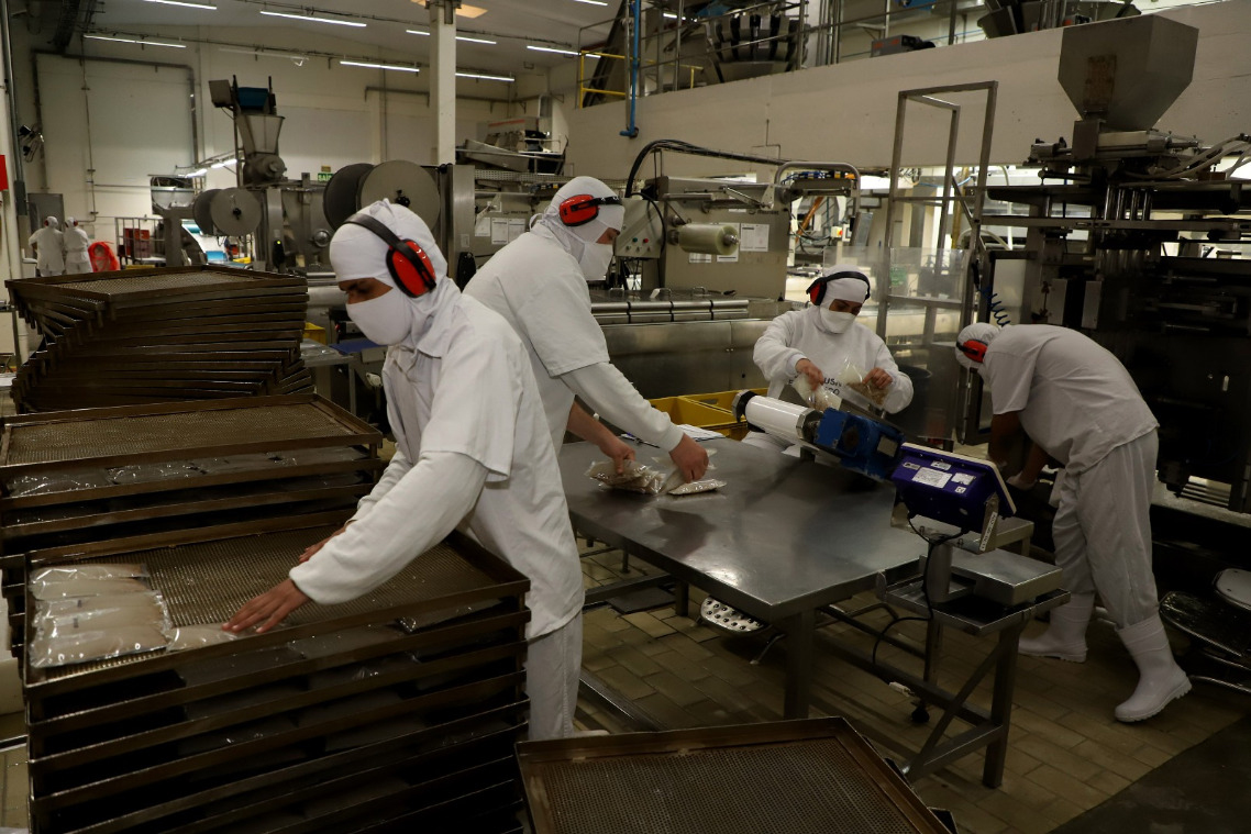 Mais de 100 mil empregados: Paraná é líder no 1º semestre nas contratações via Rede Sine