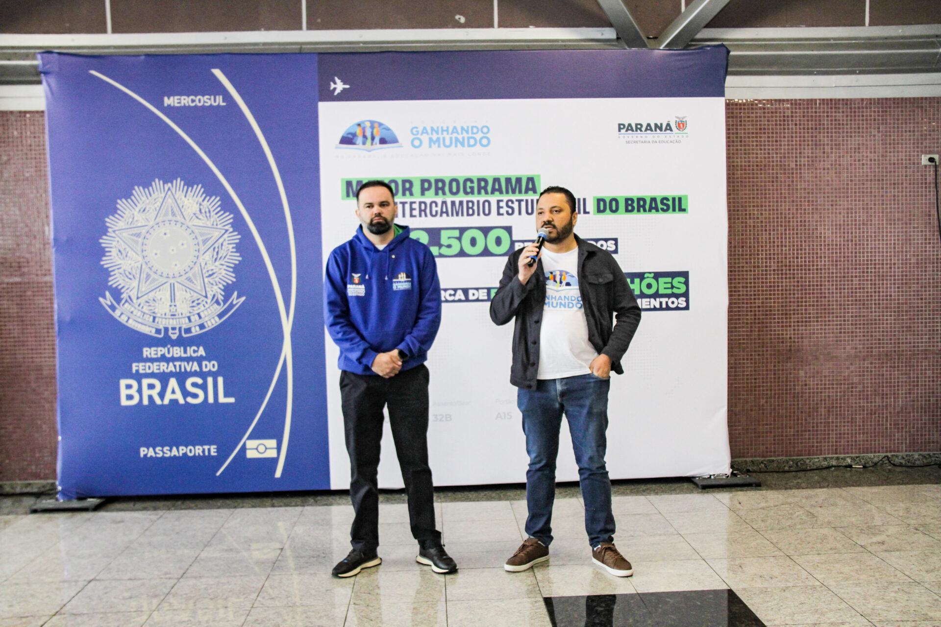 Inédito: 50 alunos de Colégios Agrícolas do Paraná embarcam para os EUA