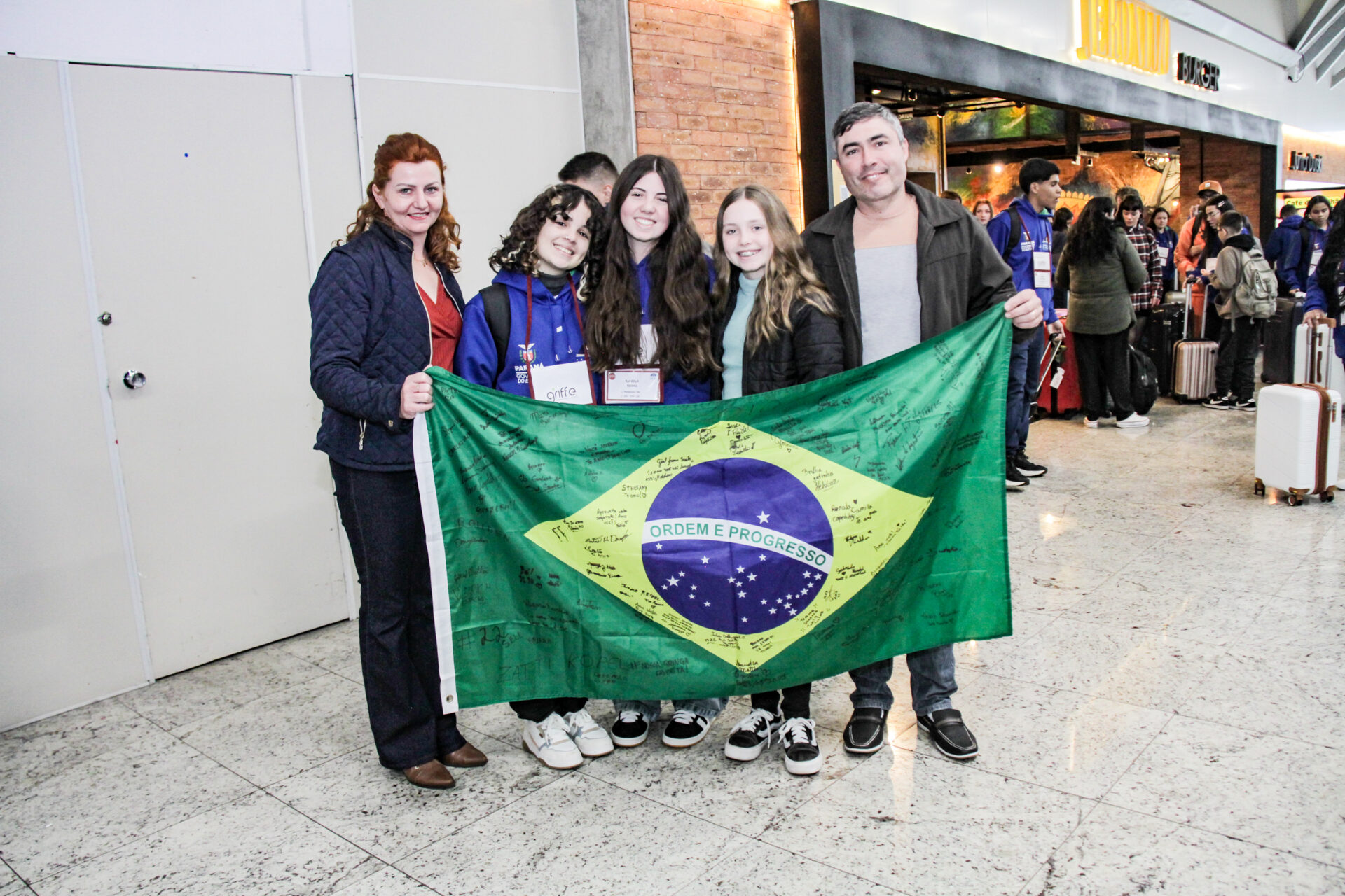 Inédito: 50 alunos de Colégios Agrícolas do Paraná embarcam para os EUA