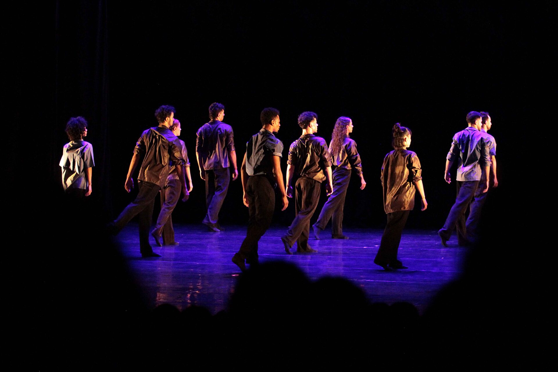 Sucesso: Balé Teatro Guaíra apresenta “Stol” e “V.I.C.A.” no Guairinha com ingressos já esgotados
