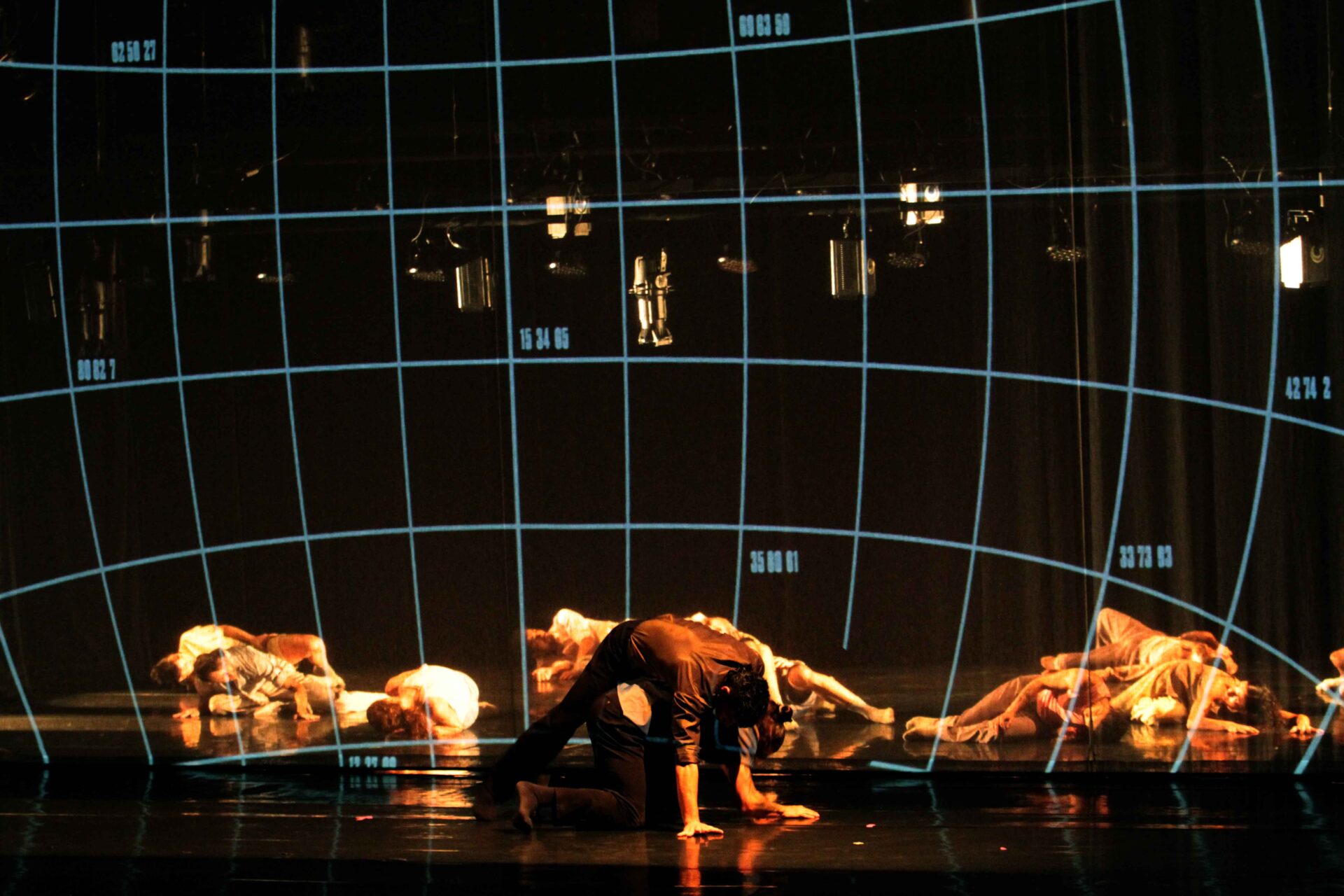 Sucesso: Balé Teatro Guaíra apresenta “Stol” e “V.I.C.A.” no Guairinha com ingressos já esgotados