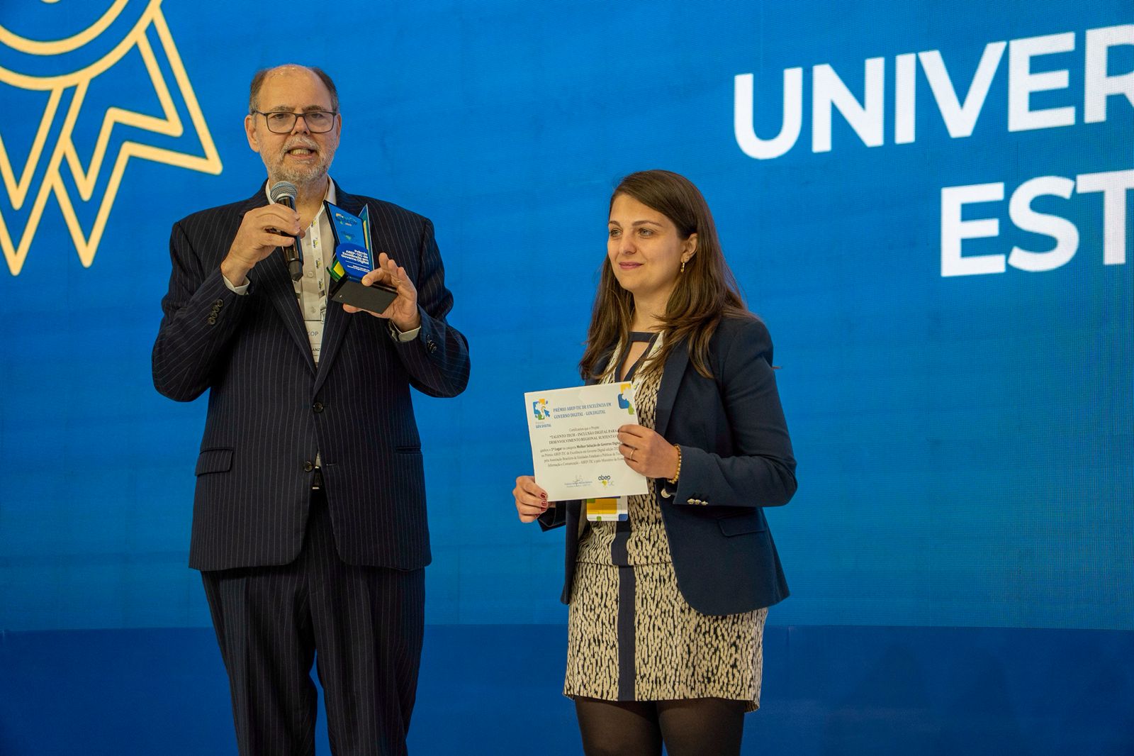 Talento Tech e Ecossistema Digital: programas do Paraná conquistam prêmio nacional de tecnologia