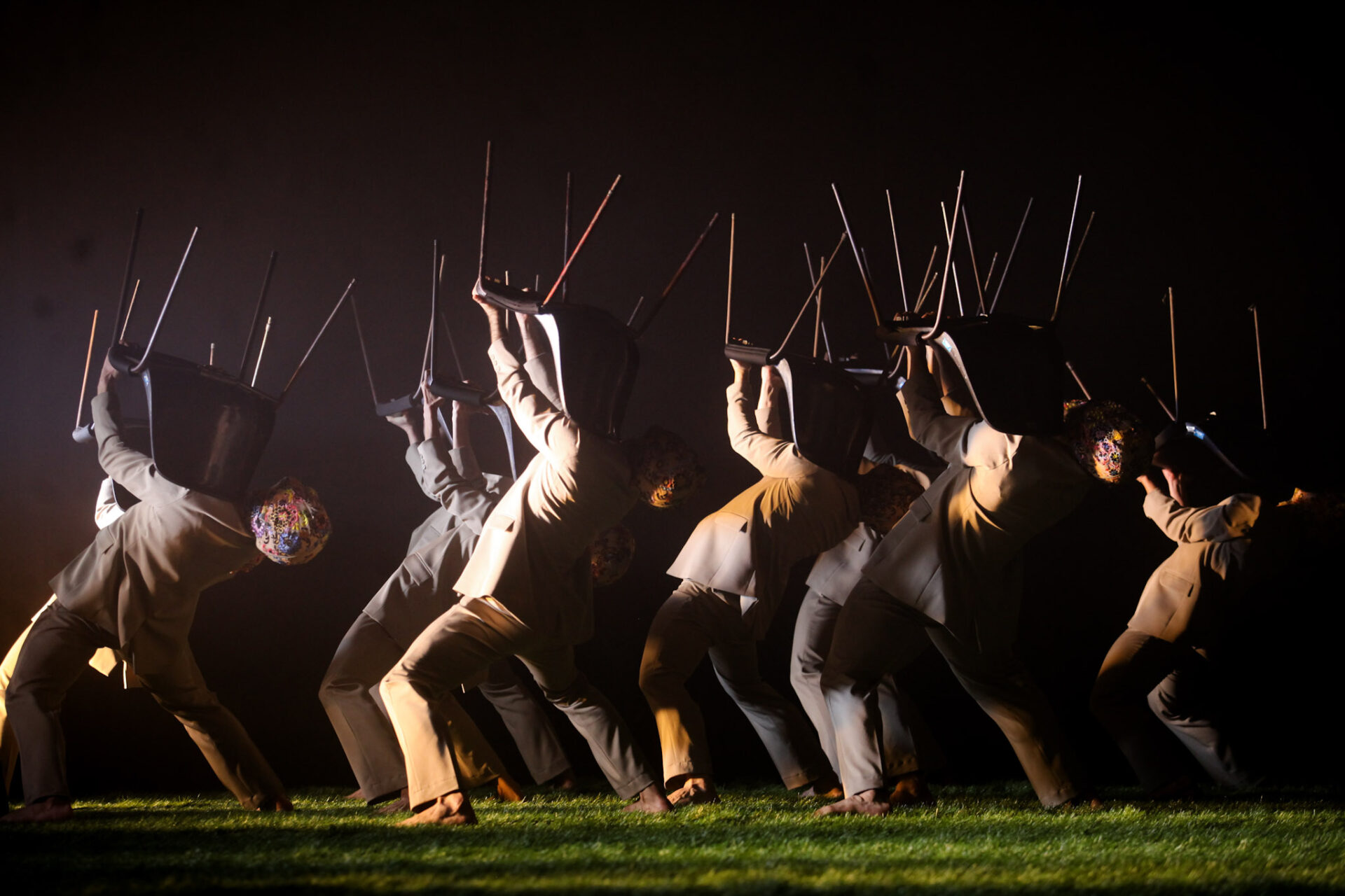 Balé Teatro Guaíra lança novo espetáculo em Curitiba e simultaneamente na Dinamarca