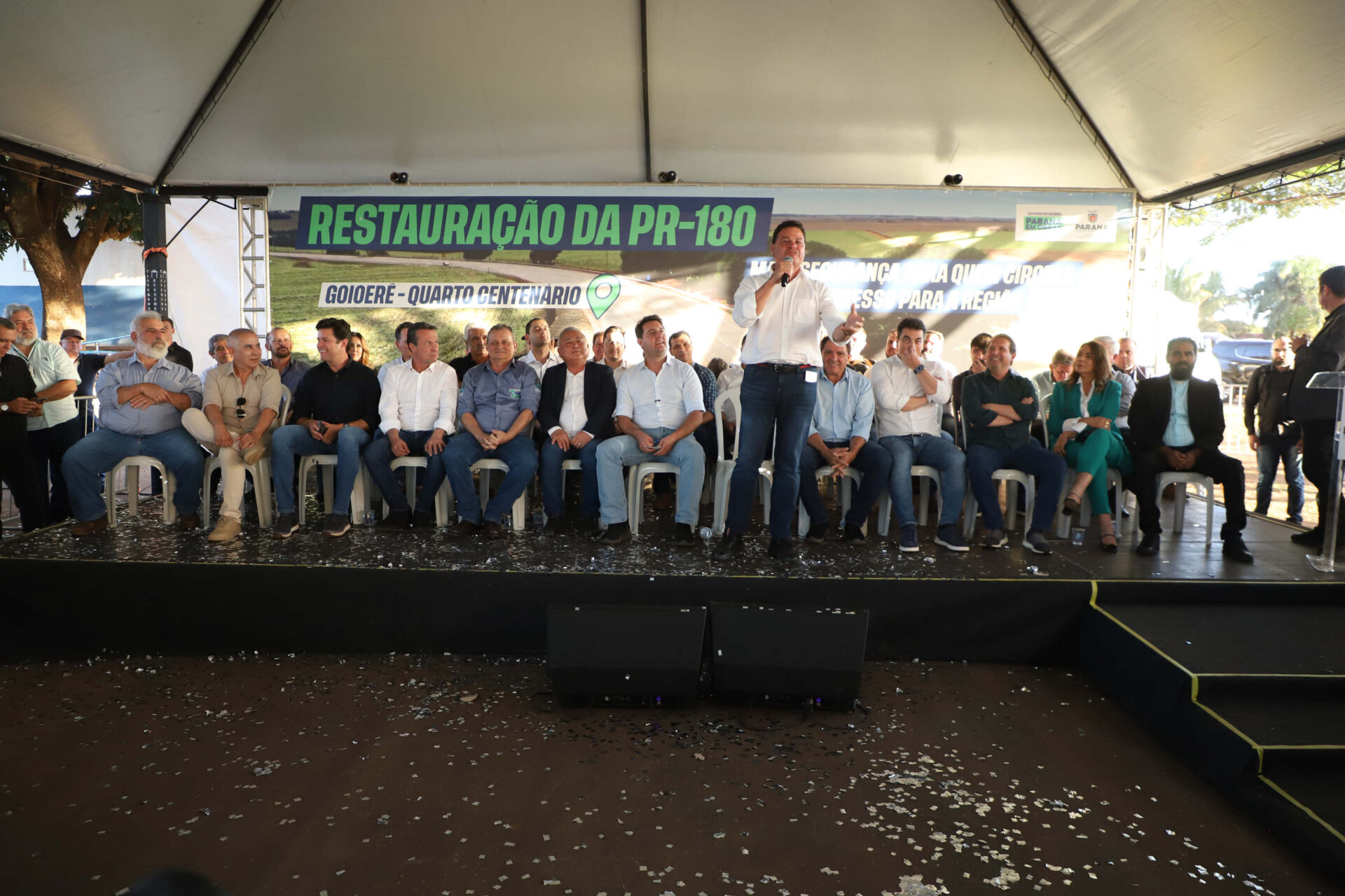 Quarto Centenário a Goioerê: governador entrega pavimentação em concreto da PR-180