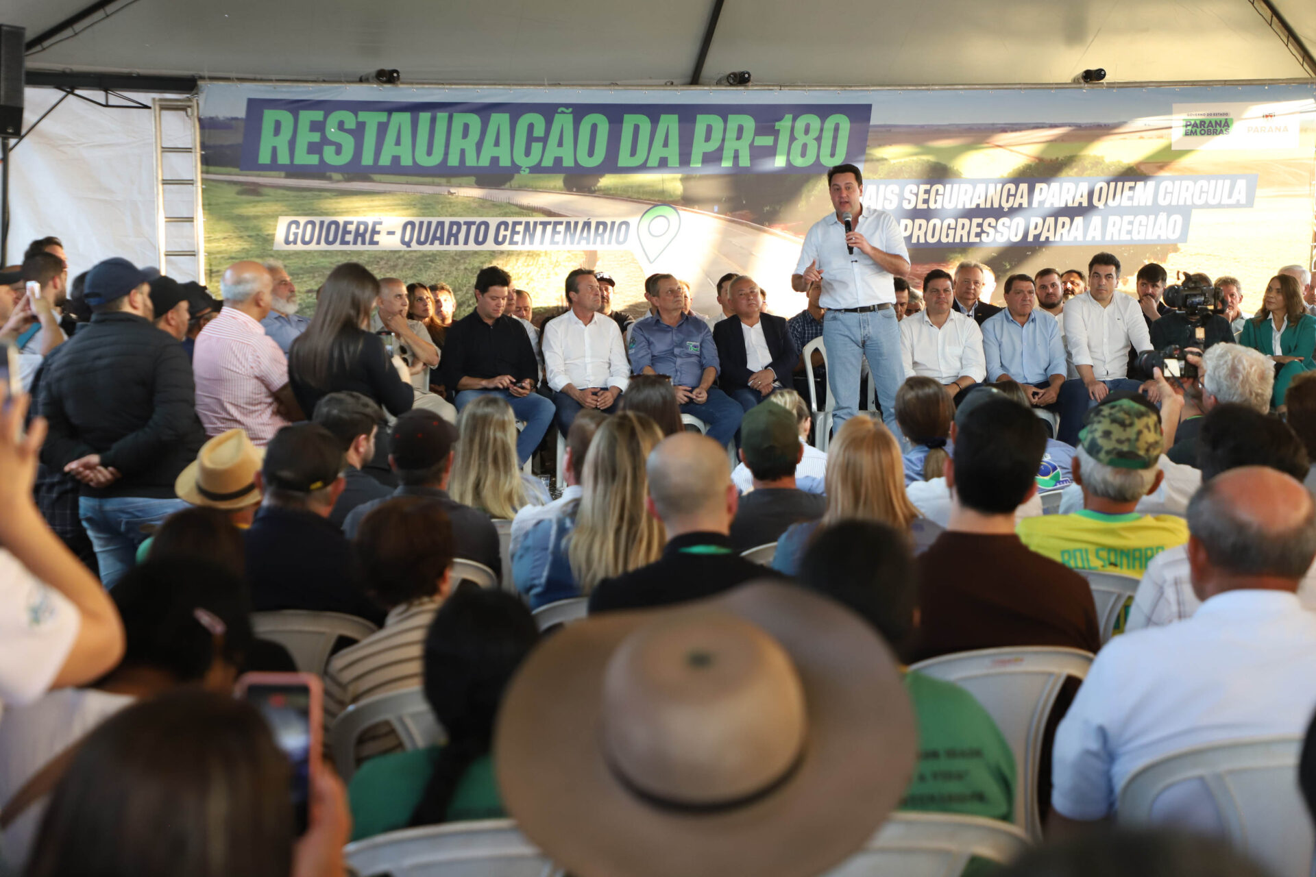 Quarto Centenário a Goioerê: governador entrega pavimentação em concreto da PR-180