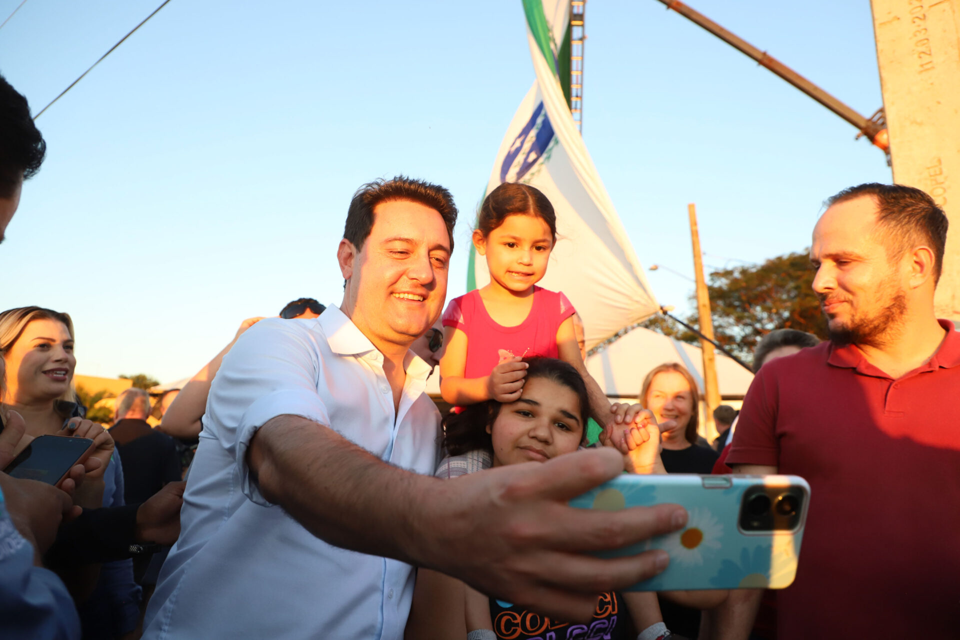Quarto Centenário a Goioerê: governador entrega pavimentação em concreto da PR-180